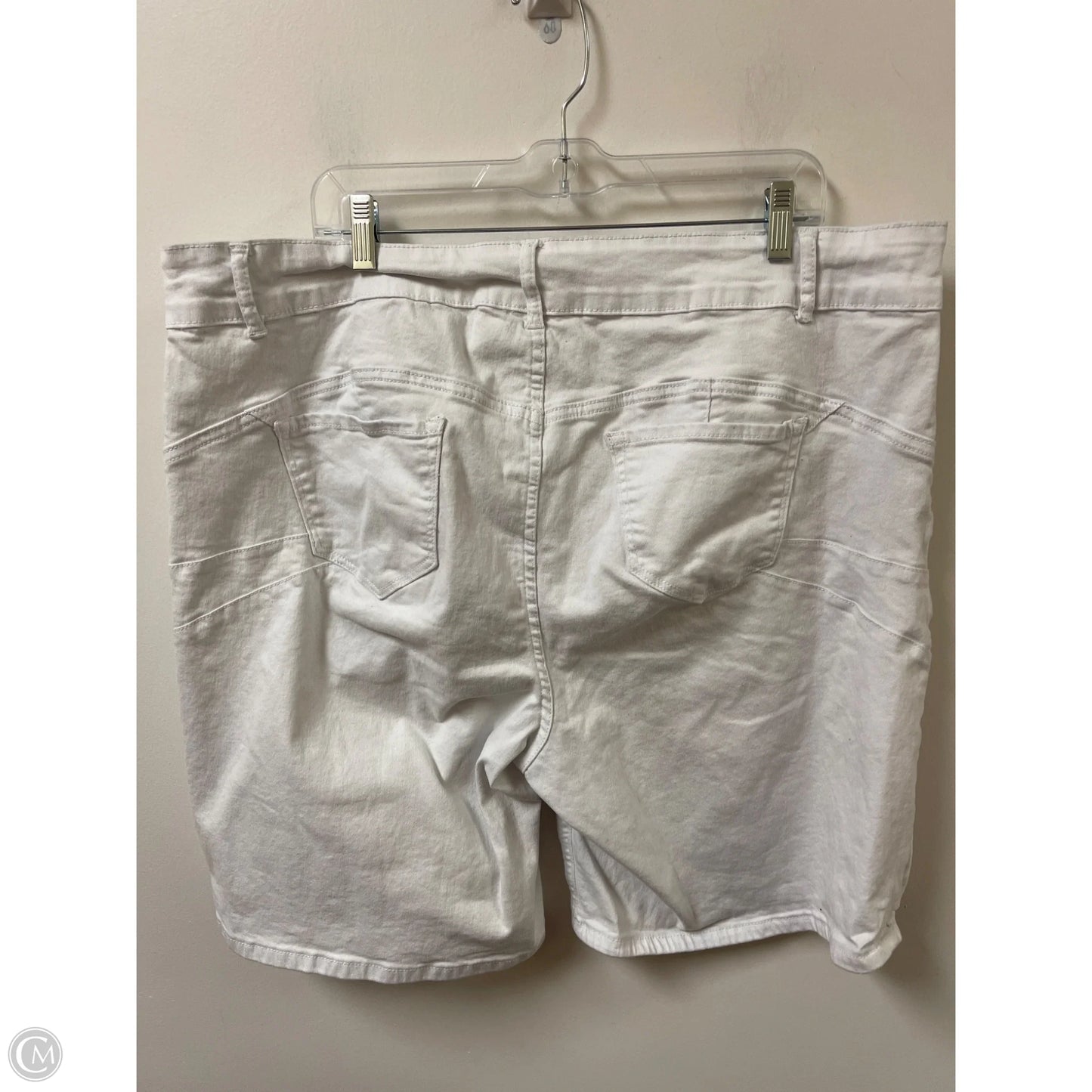 Shorts By Ashley Stewart In White, Size: 24