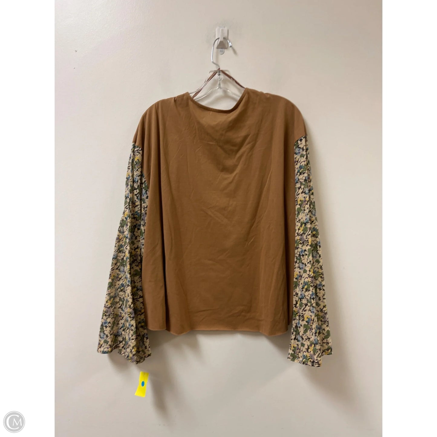 Top Long Sleeve By Earthbound In Tan, Size: L