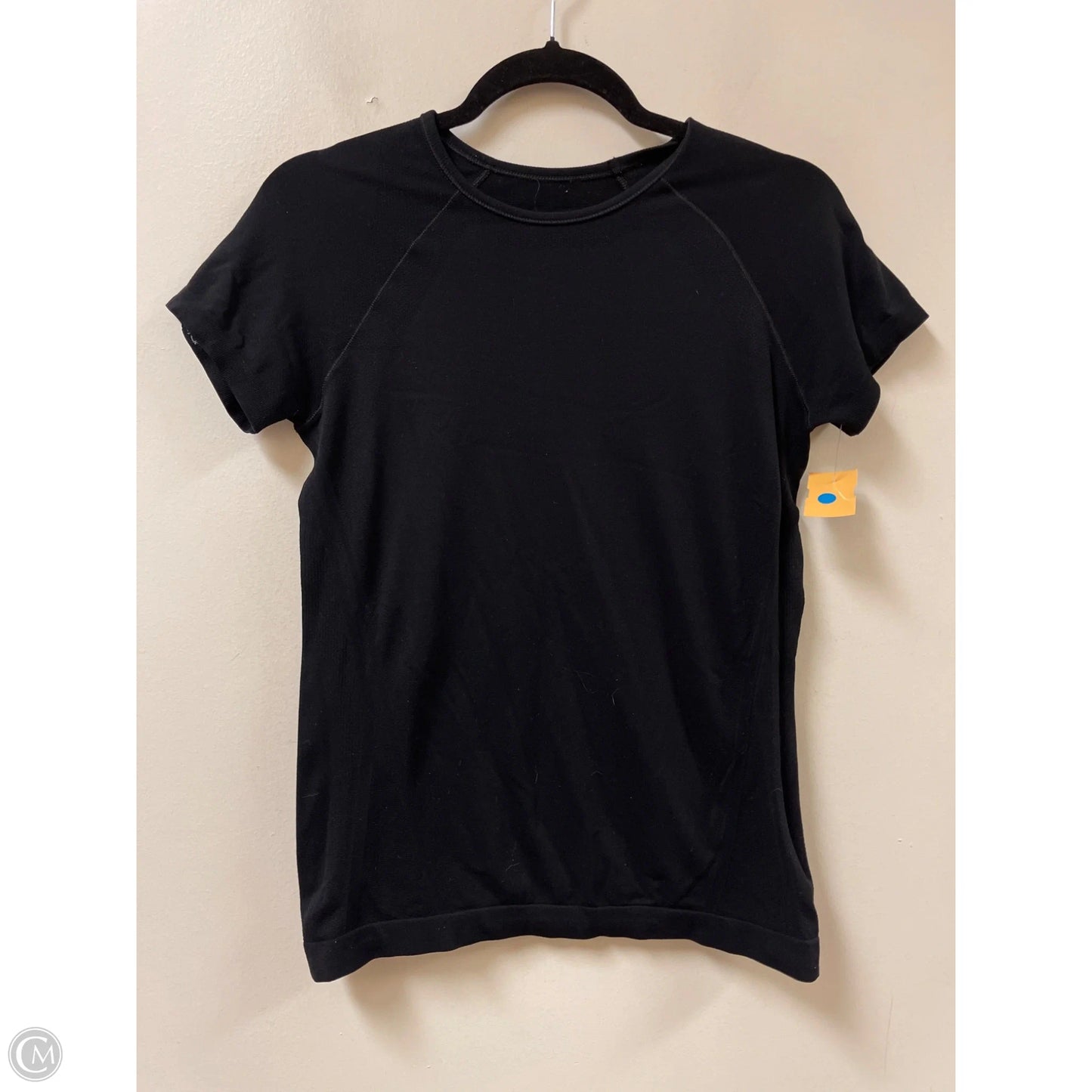 Athletic Top Short Sleeve By Athleta In Black, Size: M