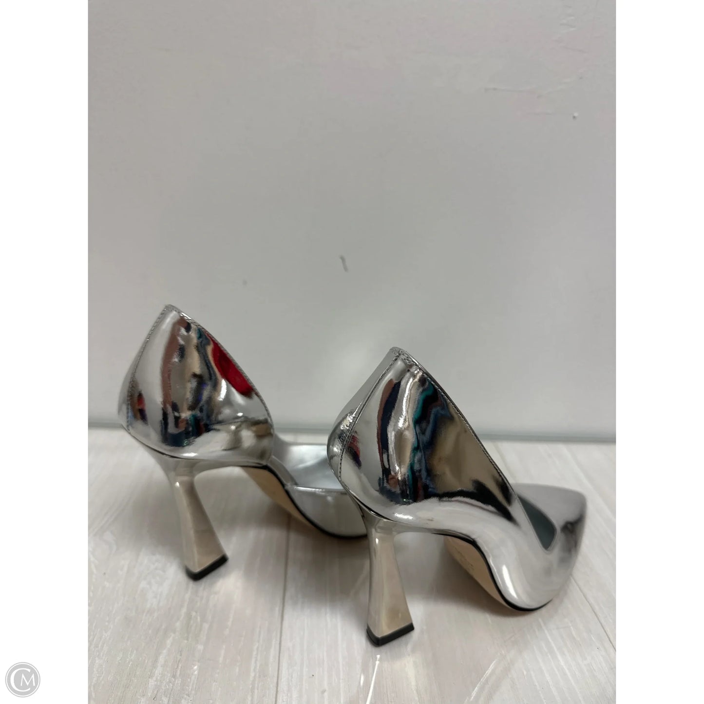 Shoes Designer By Stuart Weitzman In Silver, Size: 6