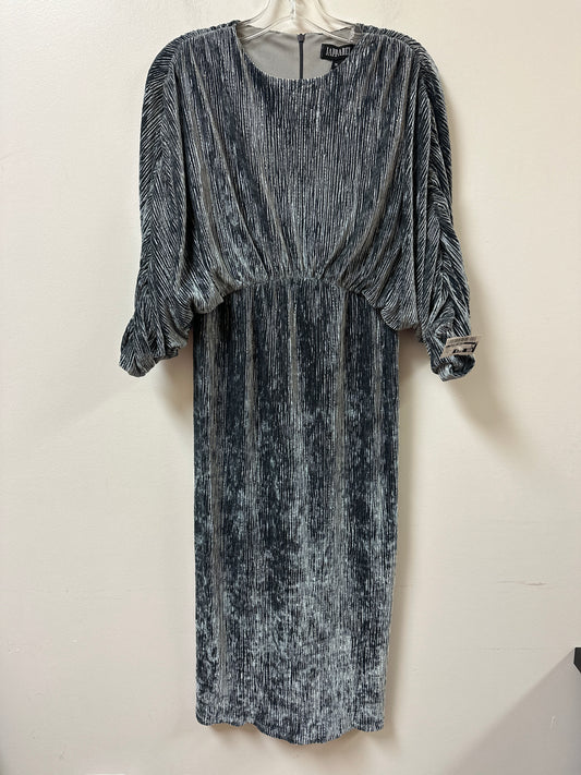 Dress Casual Midi By Clothes Mentor In Green, Size: Xs