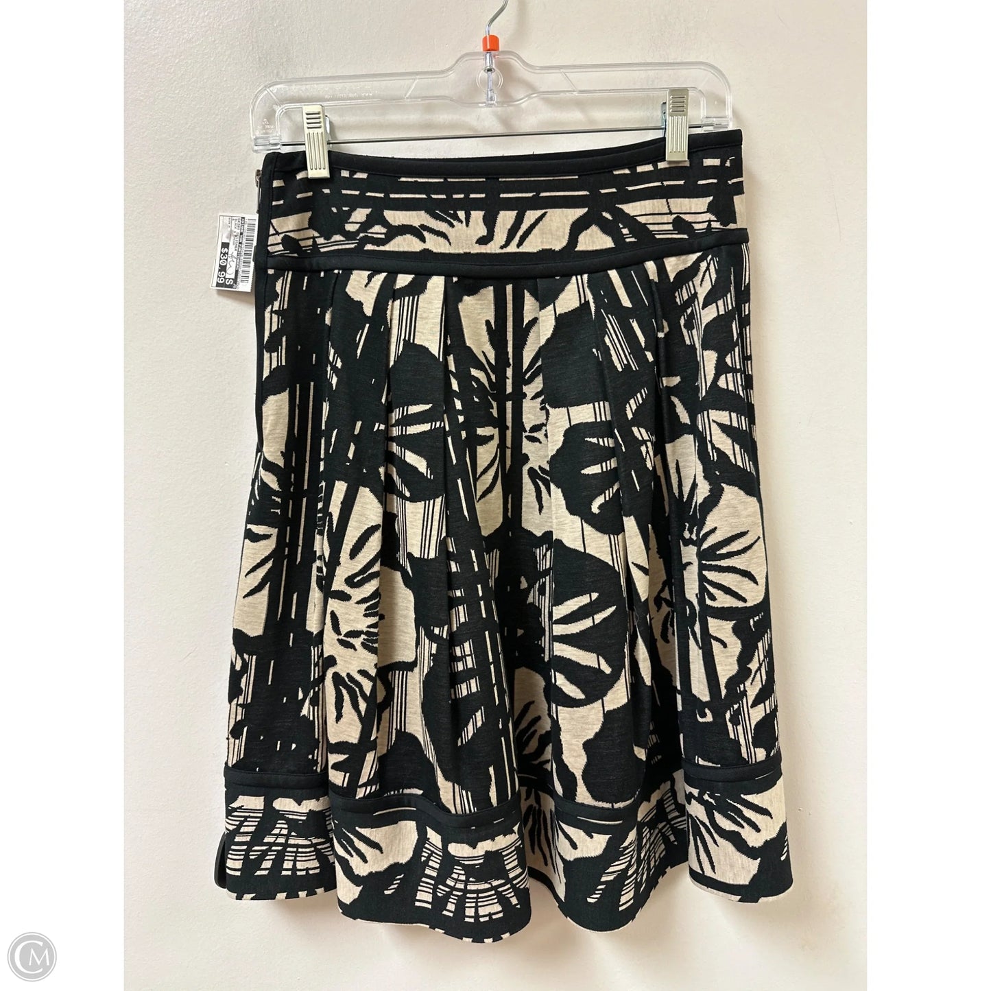 Skirt Designer By Diane Von Furstenberg In Black & Cream, Size: 6