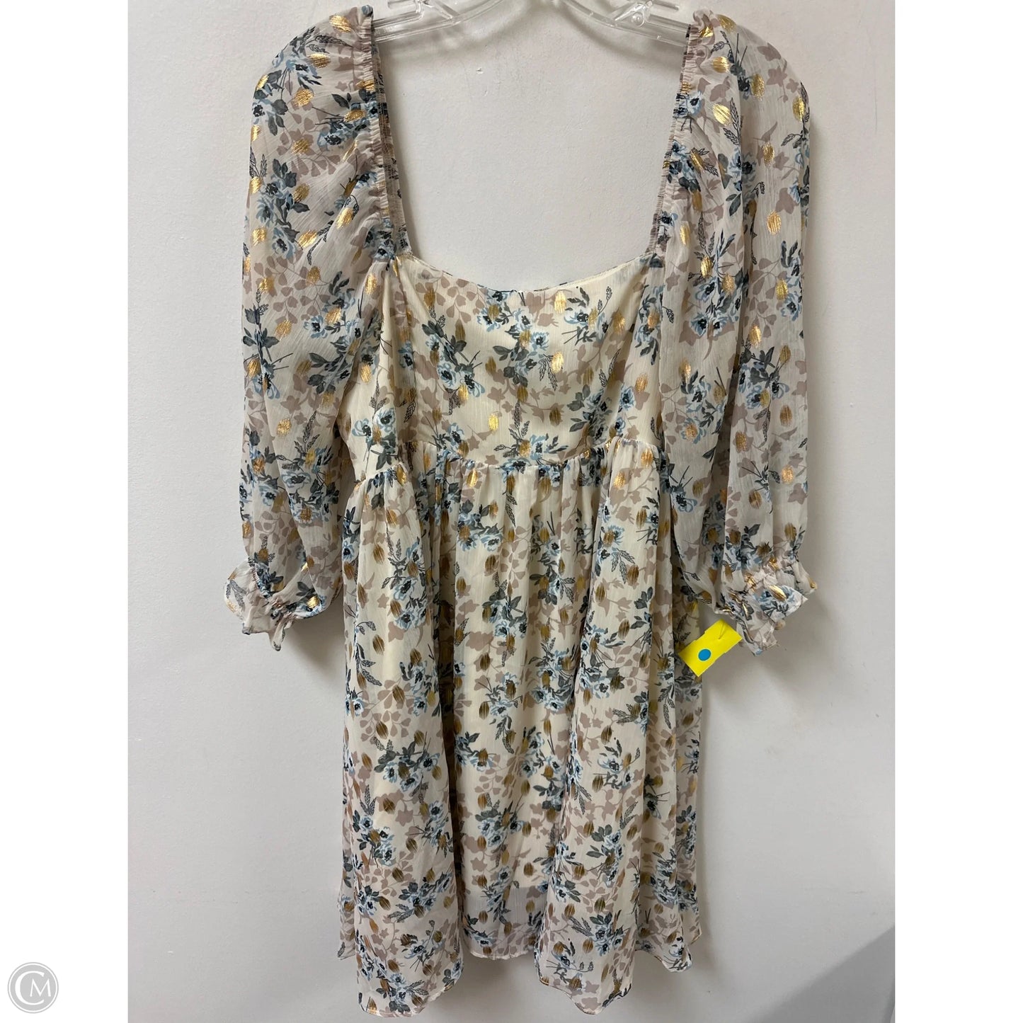 Dress Casual Short By Clothes Mentor In Floral Print, Size: M