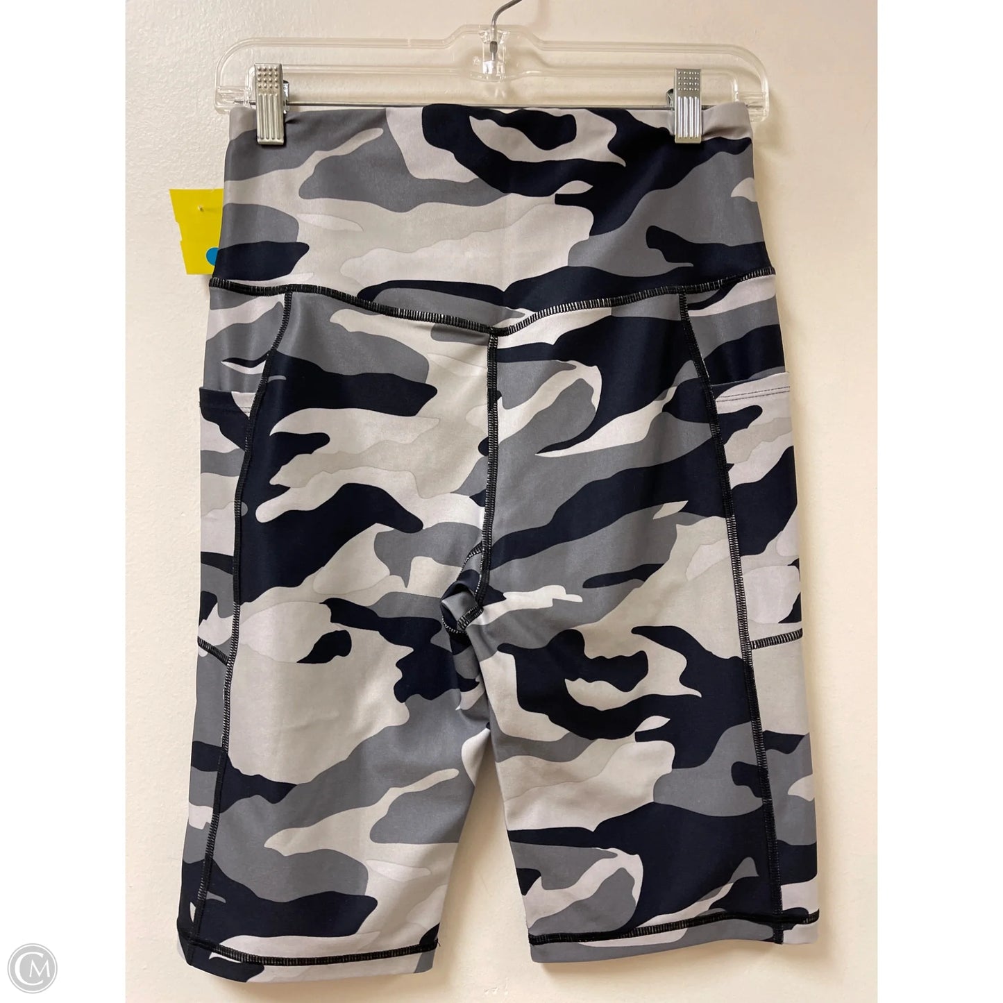 Athletic Shorts By Nine West In Camouflage Print, Size: M