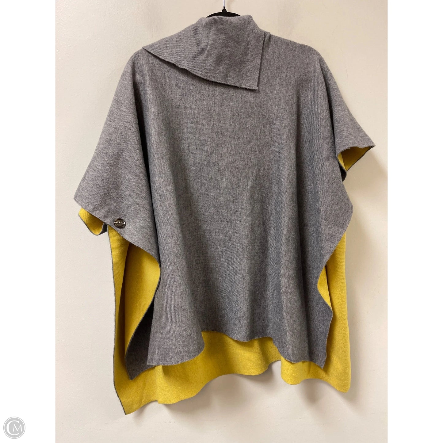 Sweater By Clothes Mentor In Grey, Size: S
