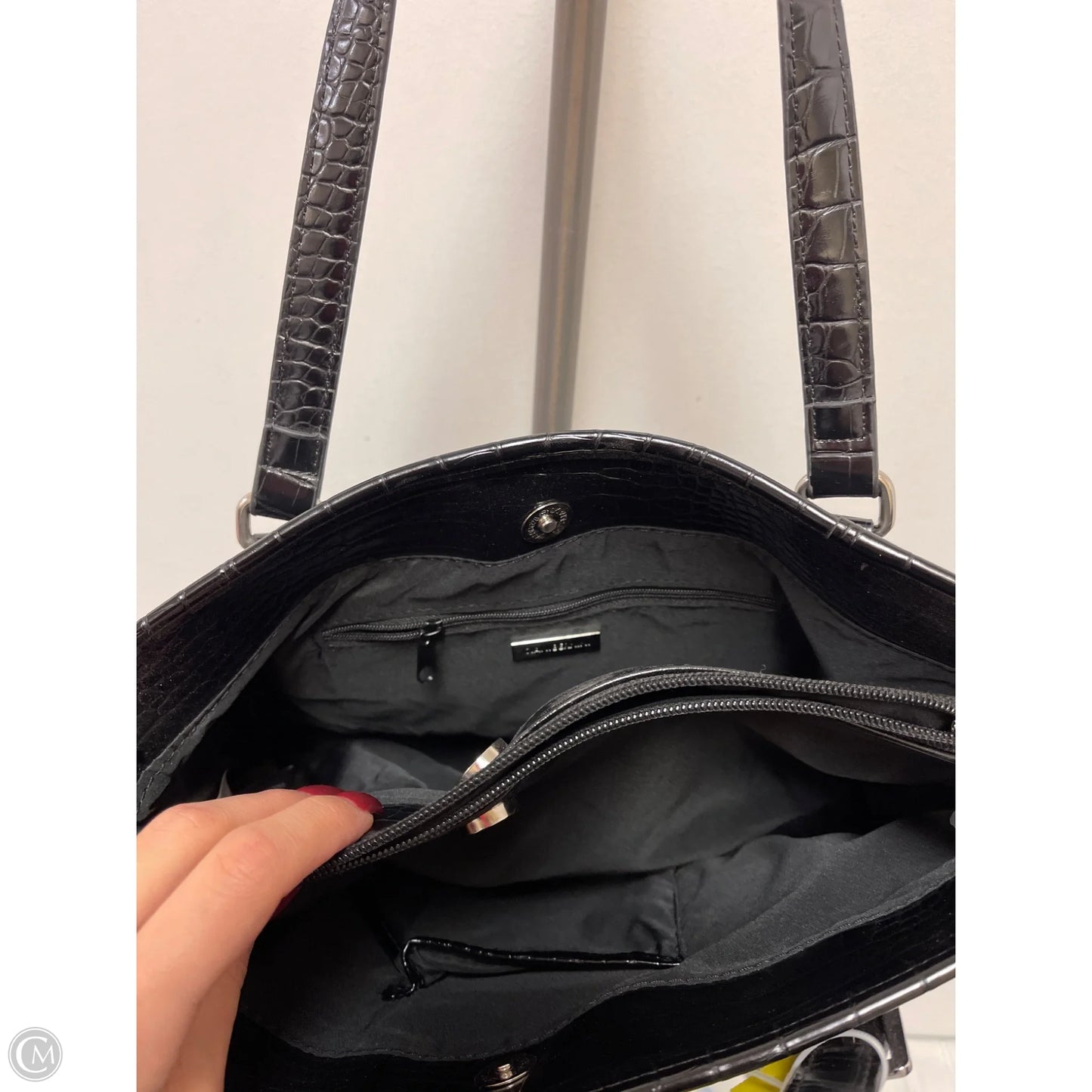 Handbag By Giani Bernini, Size: Medium
