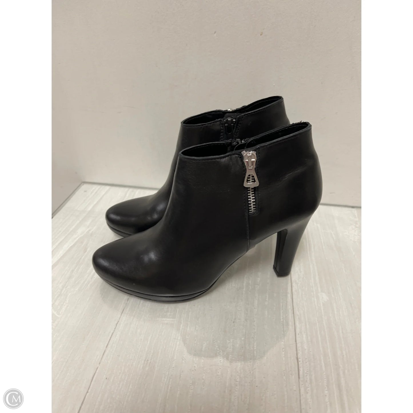 Boots Ankle Heels By Clothes Mentor In Black, Size: 8