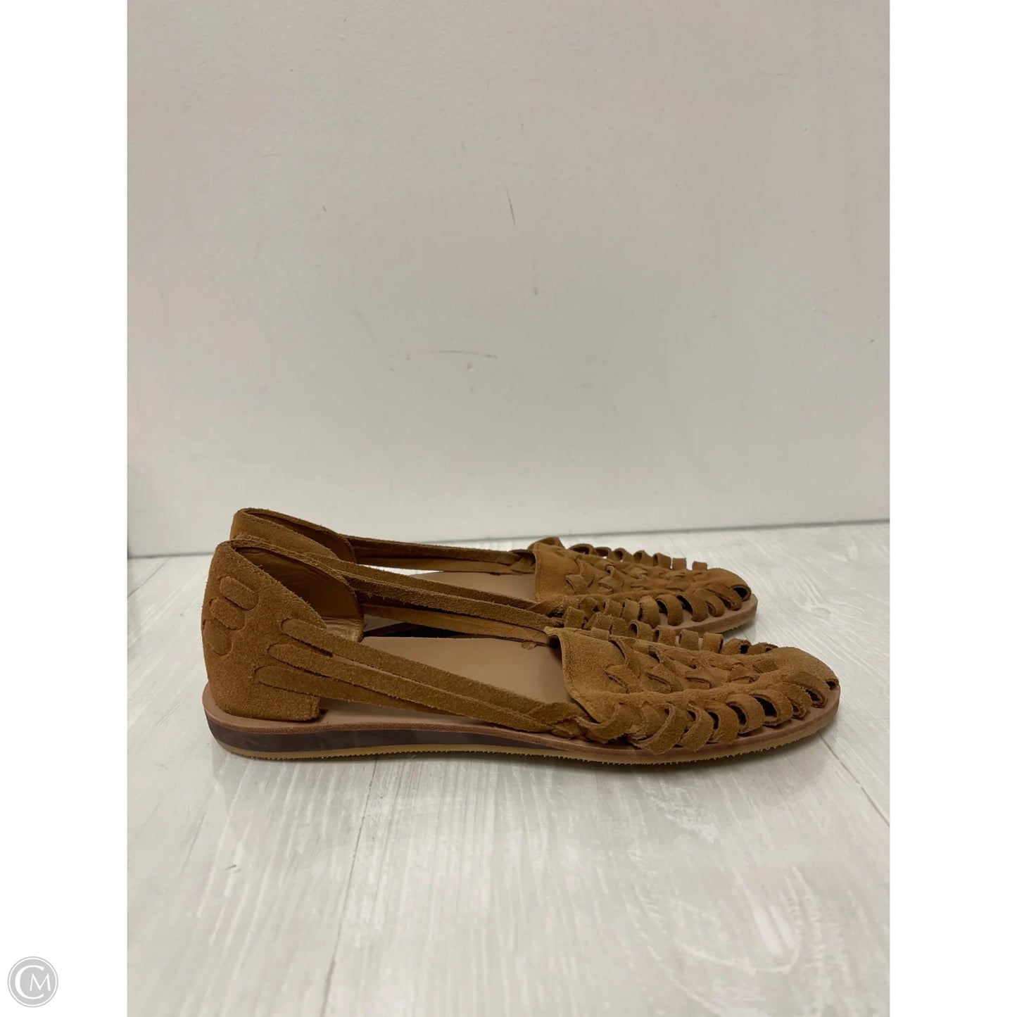 Sandals Flats By Cmb In Tan, Size: 8