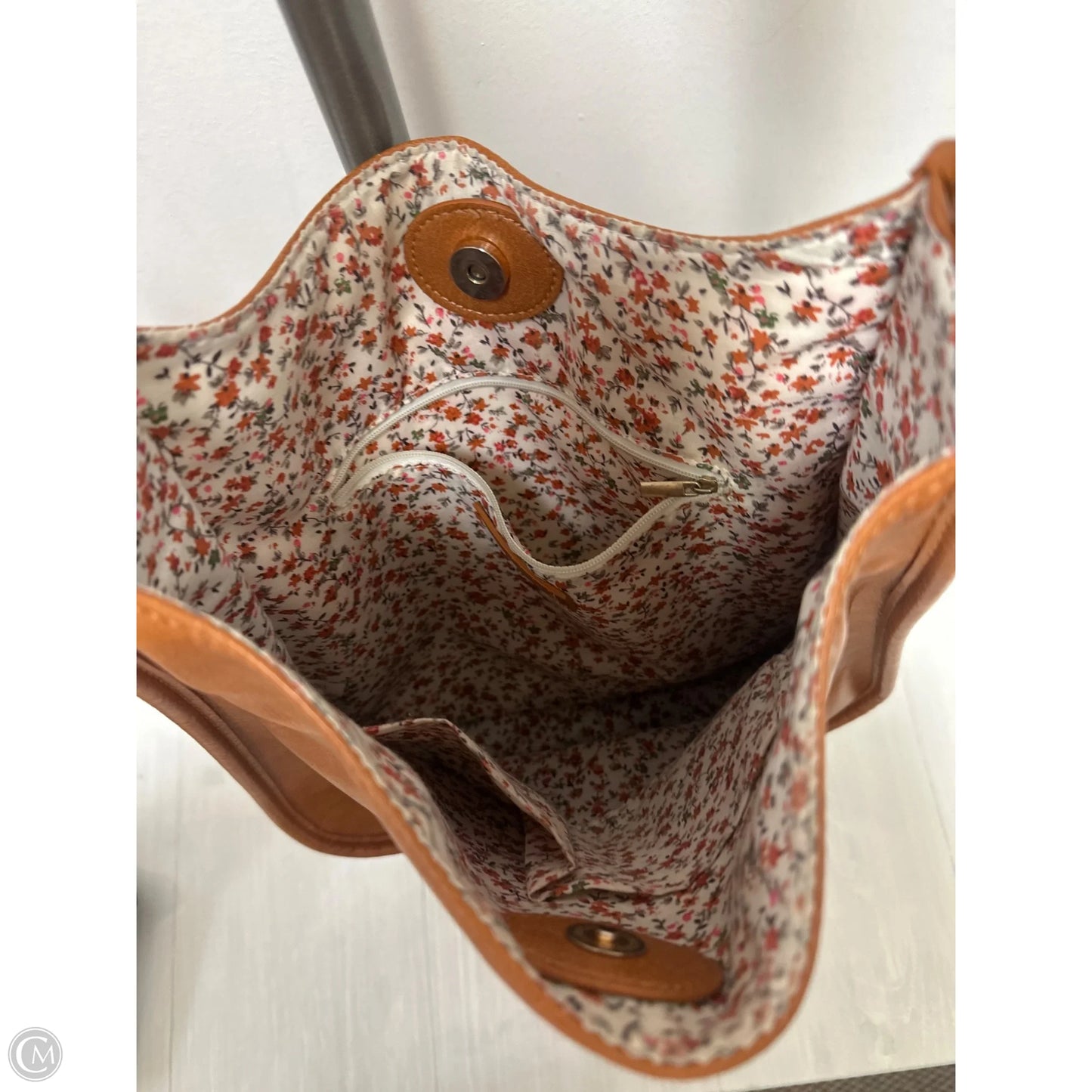 Handbag By Clothes Mentor, Size: Large