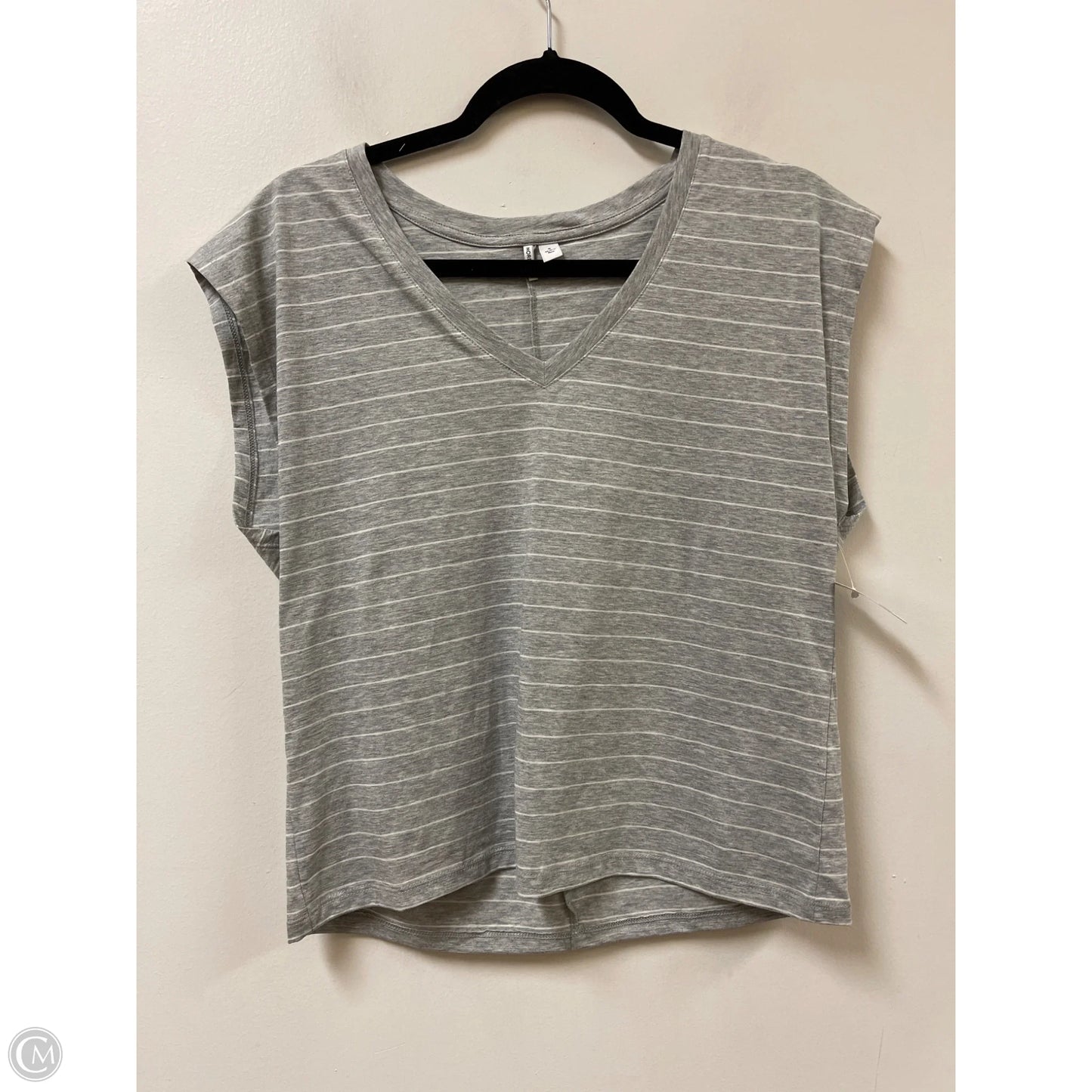 Top Short Sleeve By Nordstrom In Grey, Size: S