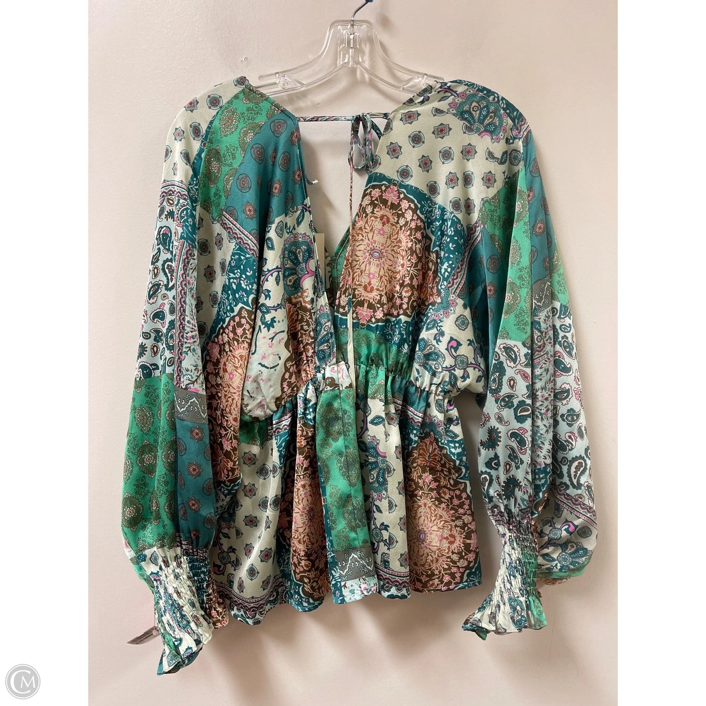 Top Long Sleeve By She + Sky In Green, Size: M