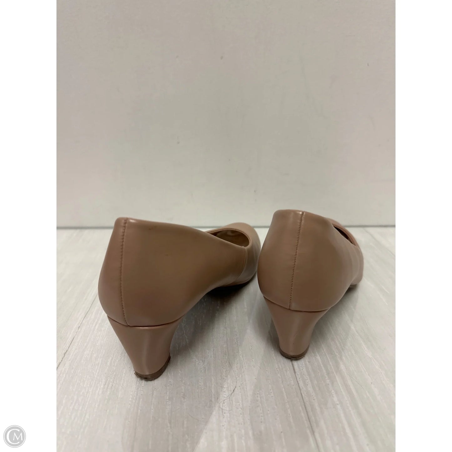 Shoes Heels Kitten By Clothes Mentor In Cream, Size: 8
