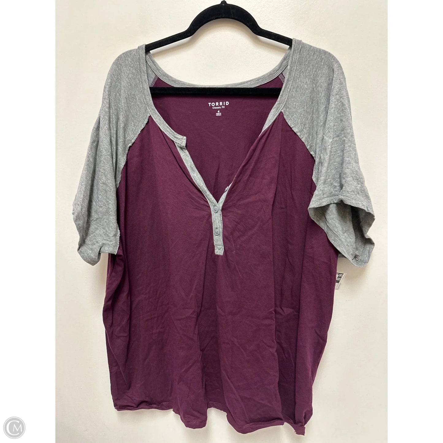 Top Short Sleeve By Torrid In Purple, Size: 4x