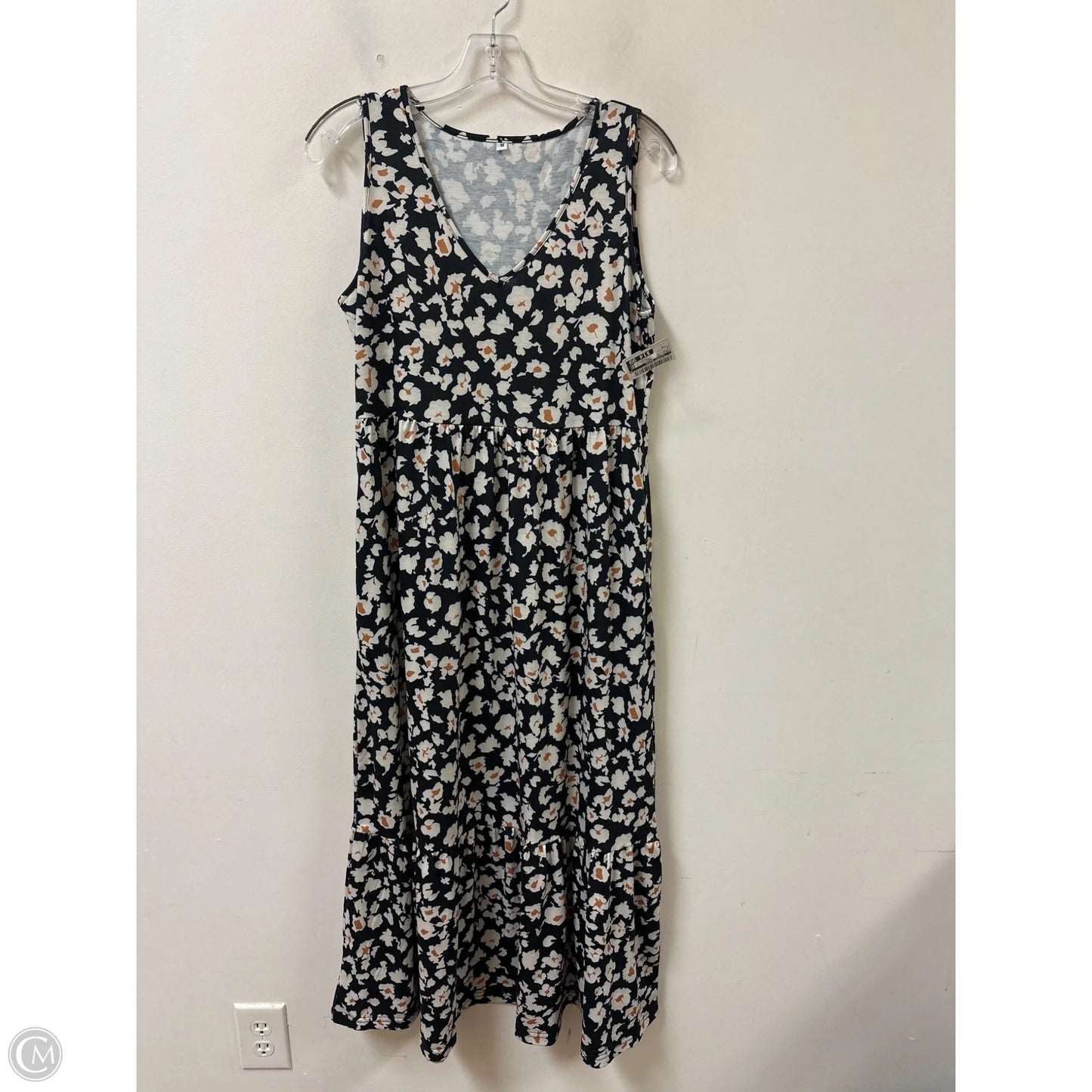 Dress Casual Maxi By Clothes Mentor In Black & Cream, Size: M