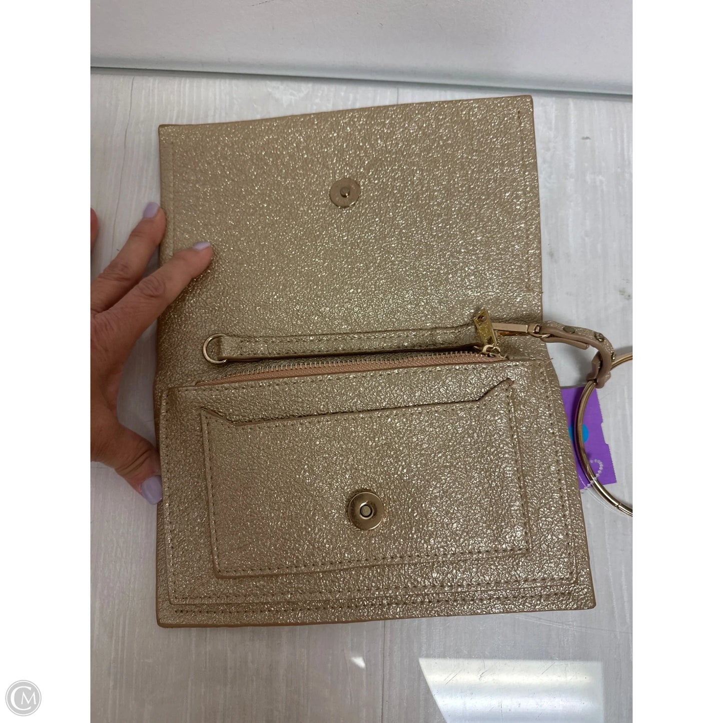 Wristlet By Clothes Mentor, Size: Medium