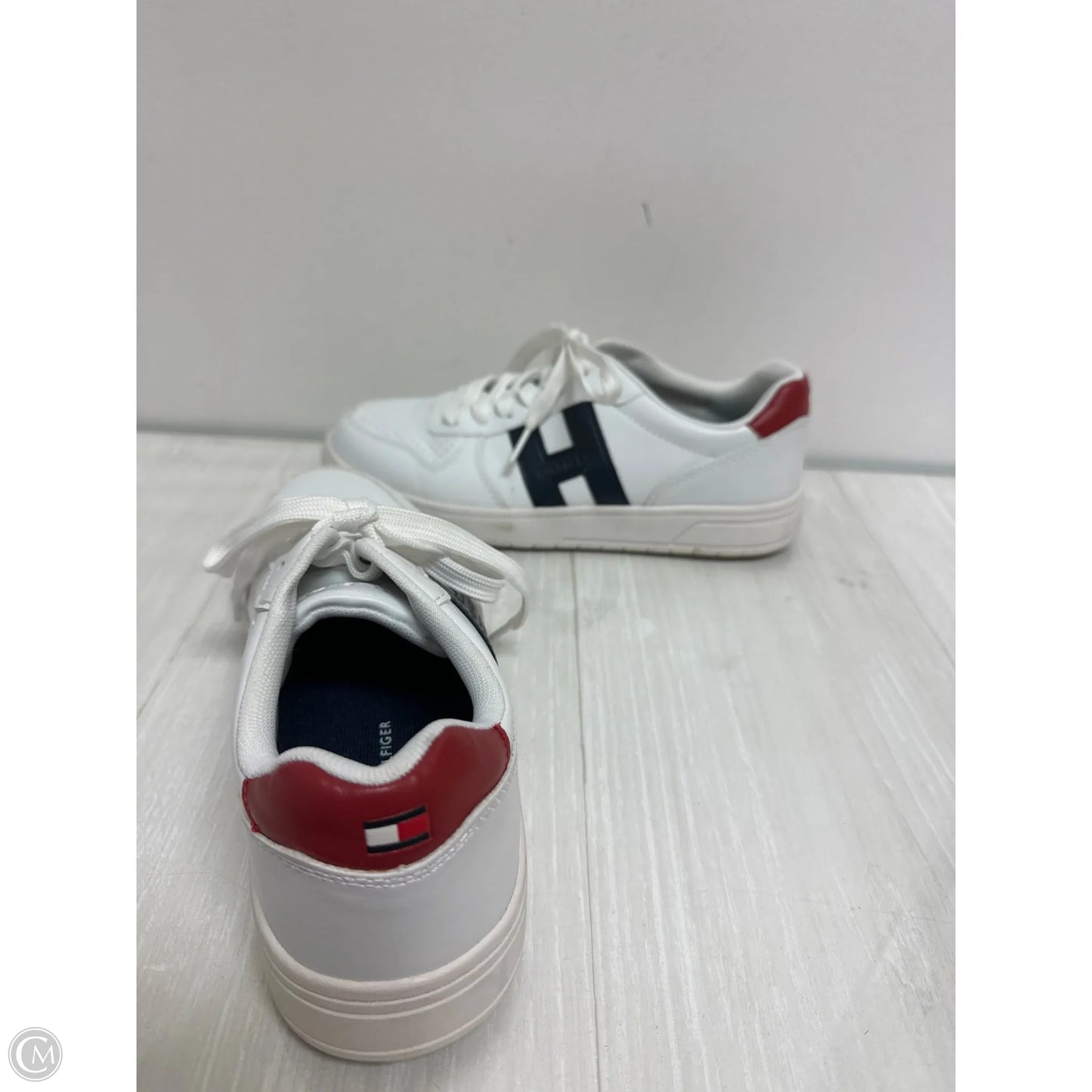 Shoes Sneakers By Tommy Hilfiger In White, Size: 8