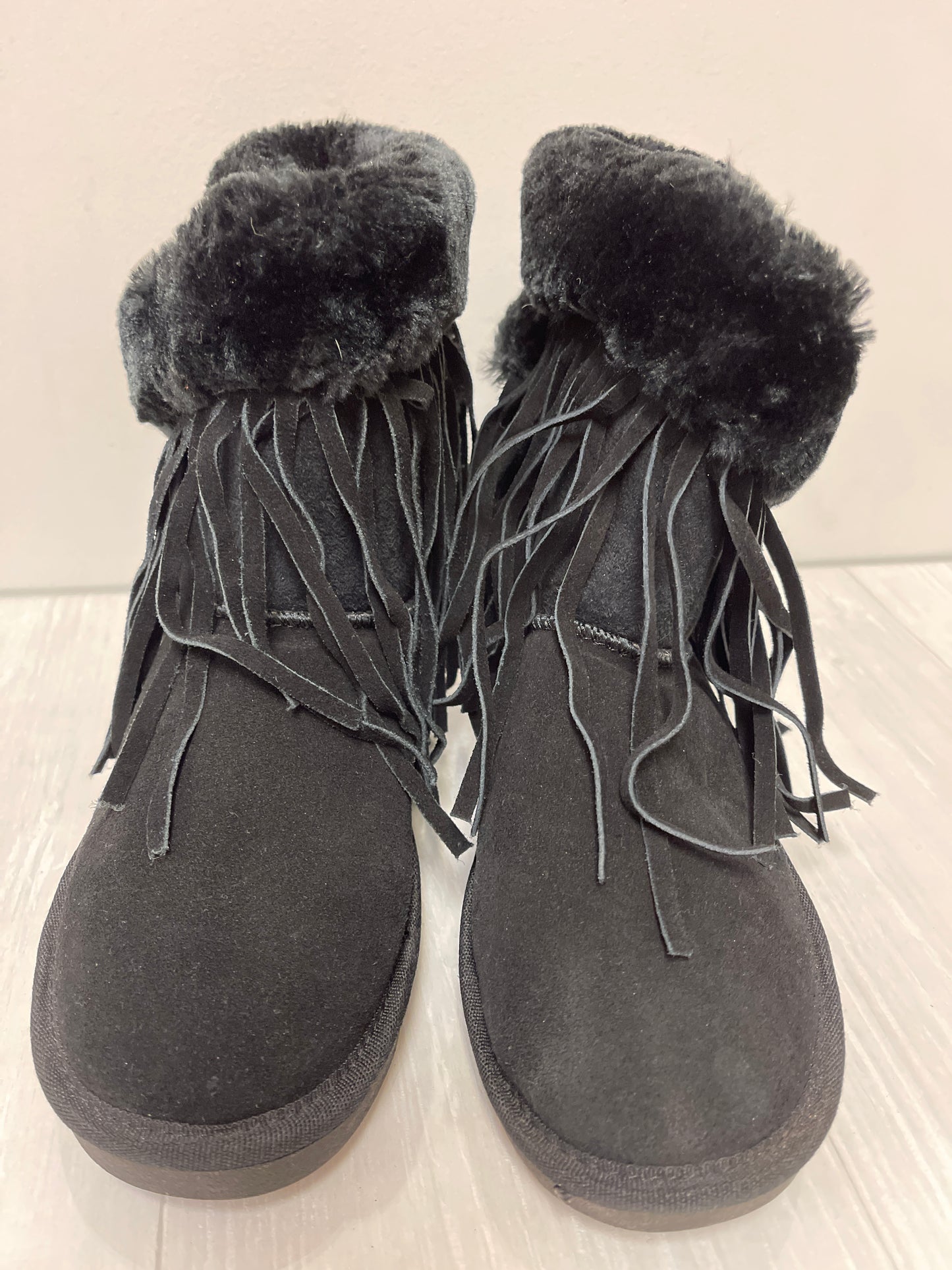 Boots Ankle Flats By Lamo In Black, Size: 7