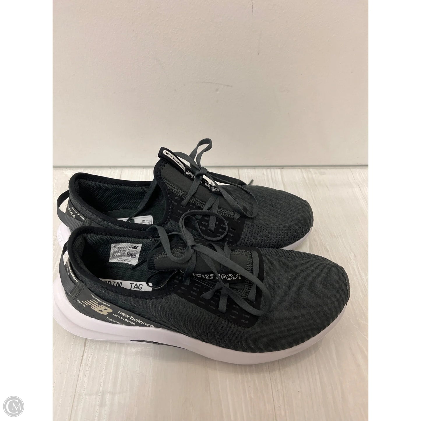 Shoes Athletic By New Balance In Green, Size: 10