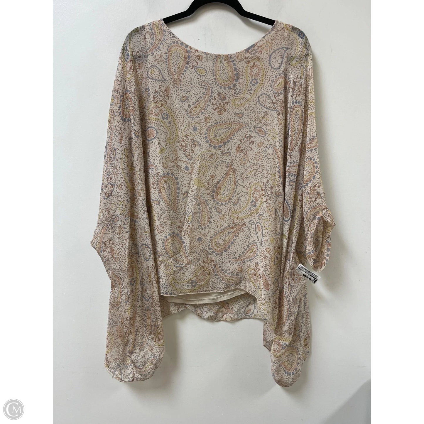 Top Short Sleeve By Clothes Mentor In Cream, Size: L