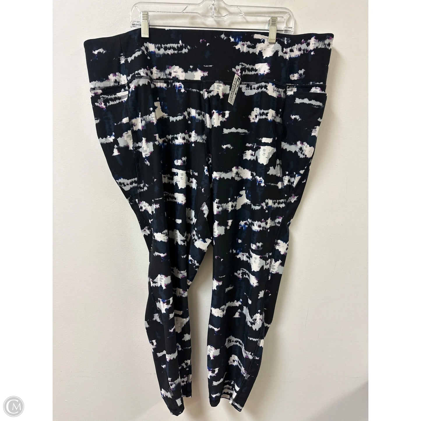 Athletic Capris By Livi Active In Black, Size: 4x