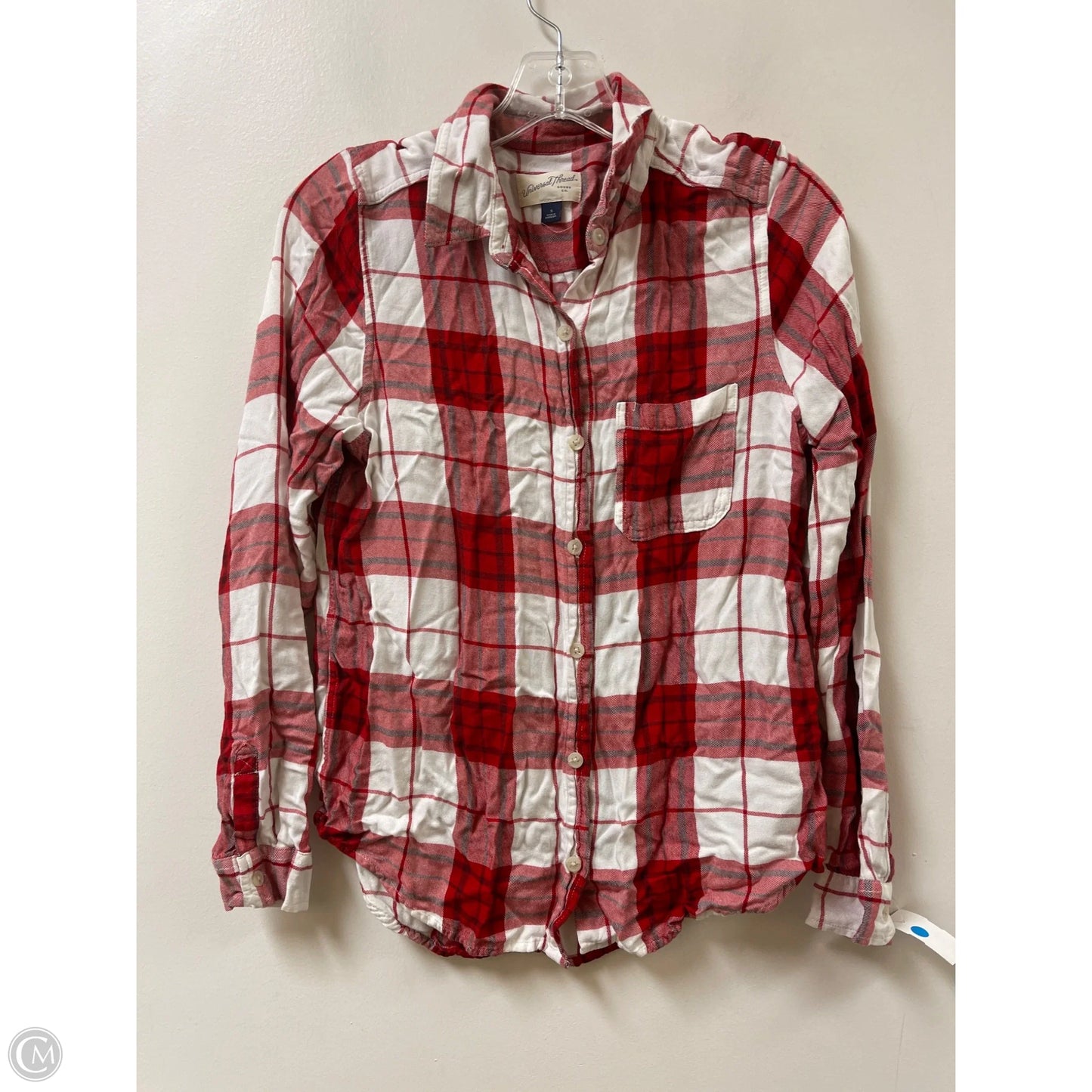 Top Long Sleeve By Universal Thread In Red, Size: S