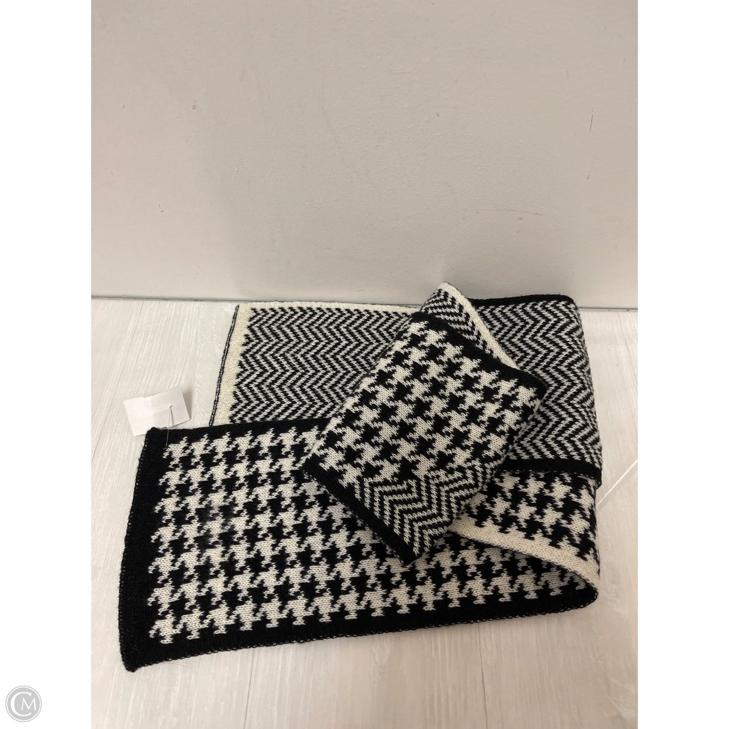 Scarf Long By Clothes Mentor