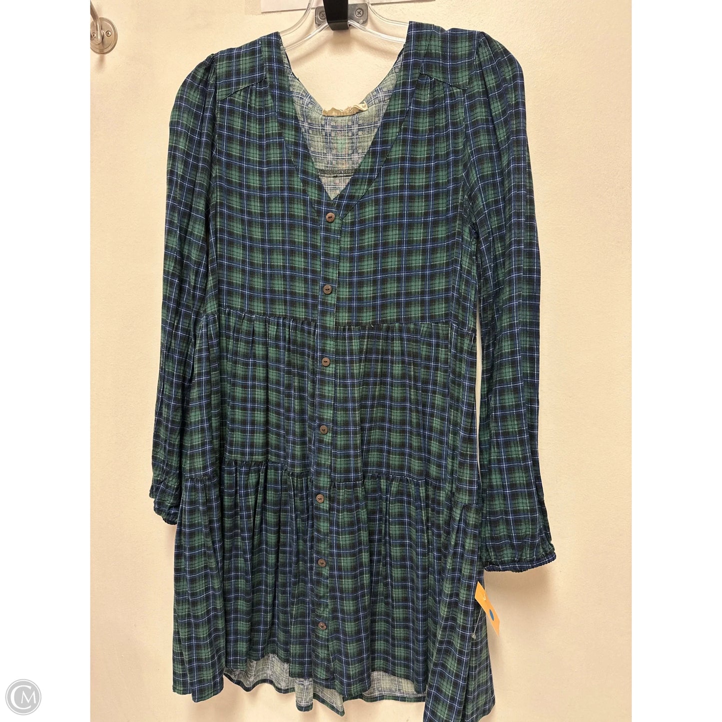 Dress Casual Short By Harper In Green, Size: M