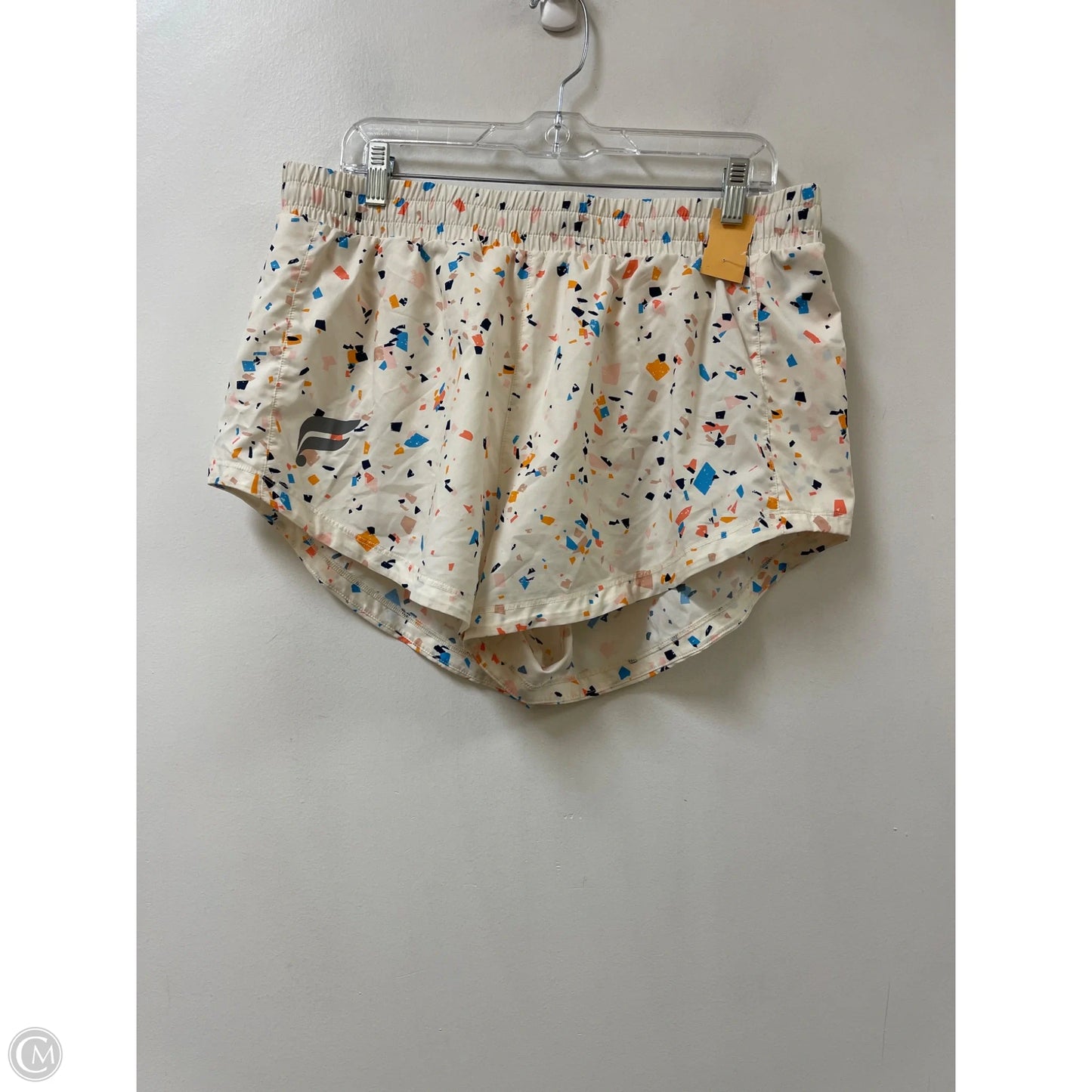 Athletic Shorts By Fabletics In Cream, Size: 16