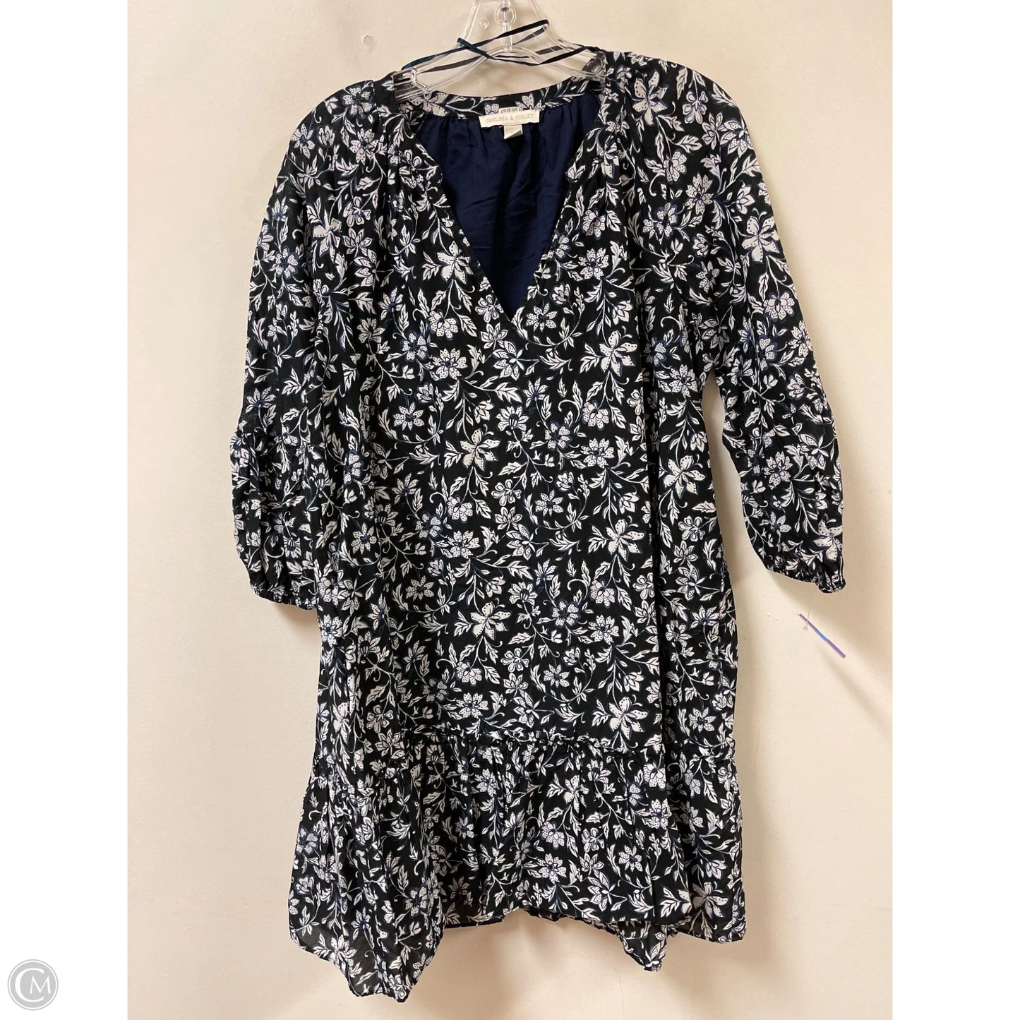 Dress Casual Short By Chelsea And Violet In Floral Print, Size: M