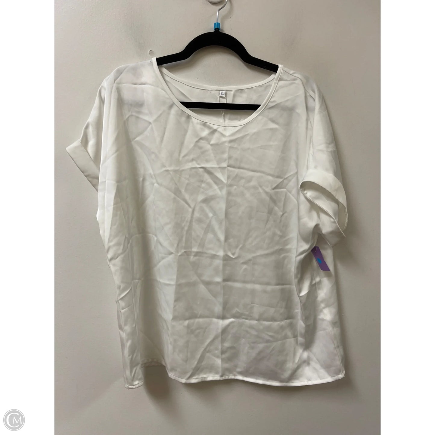 Top Short Sleeve By Clothes Mentor In White, Size: Xl