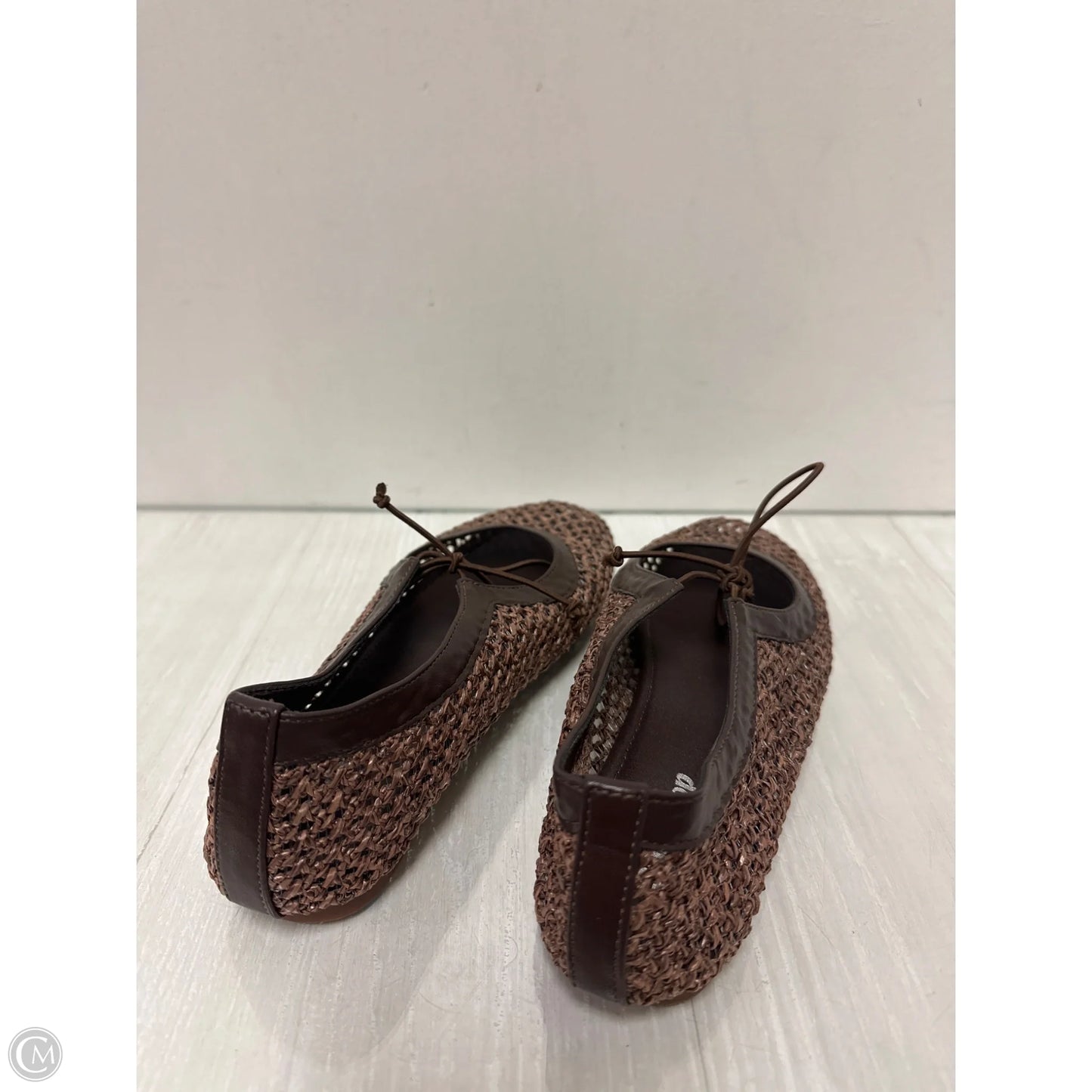 Shoes Flats By Clothes Mentor In Brown, Size: 9.5