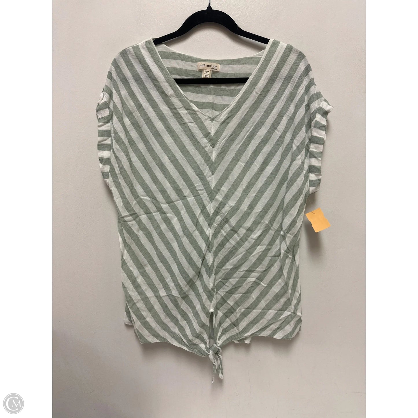 Top Short Sleeve By Faith And Joy In Green & White, Size: 3x