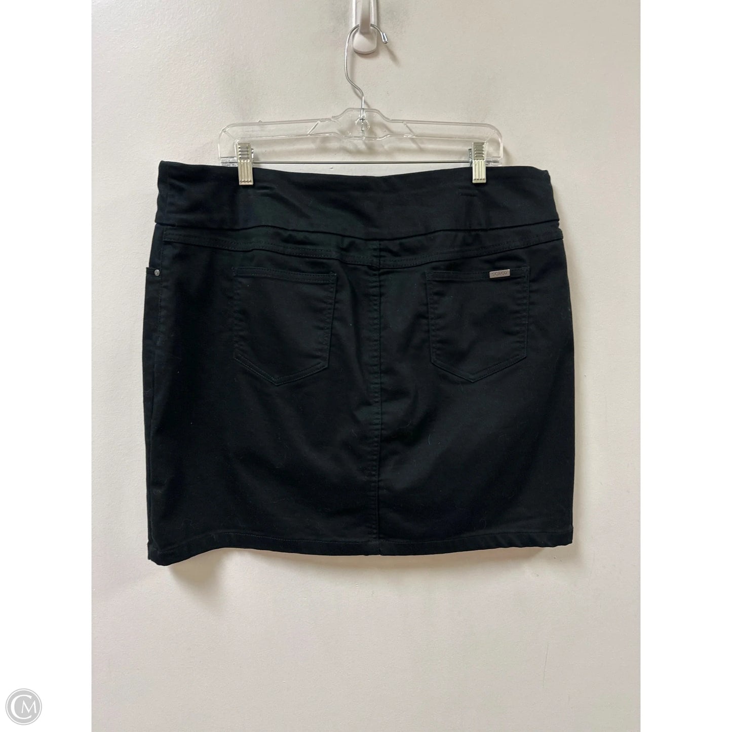Skort By Sc & Co In Black, Size: 18