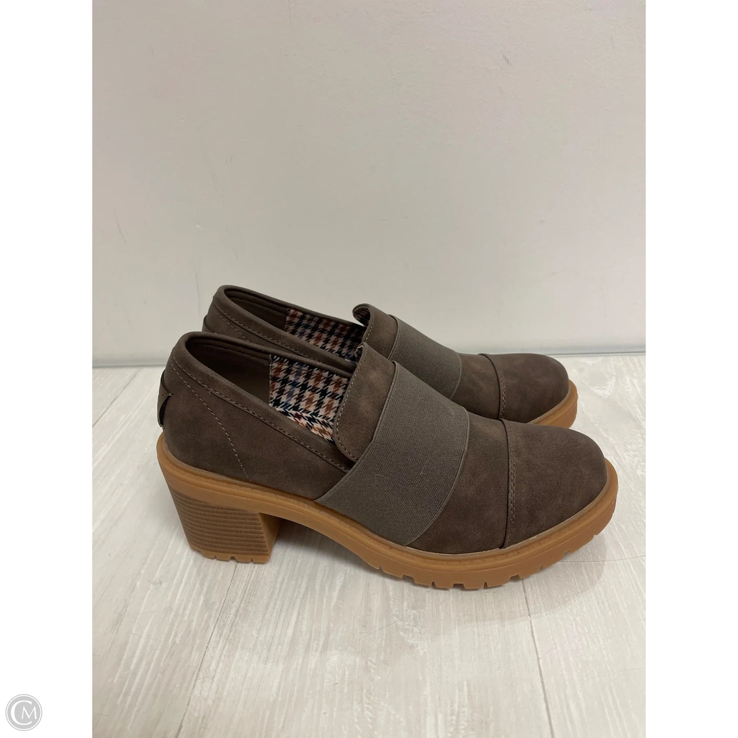 Shoes Heels Block By Muk Luks In Brown, Size: 10