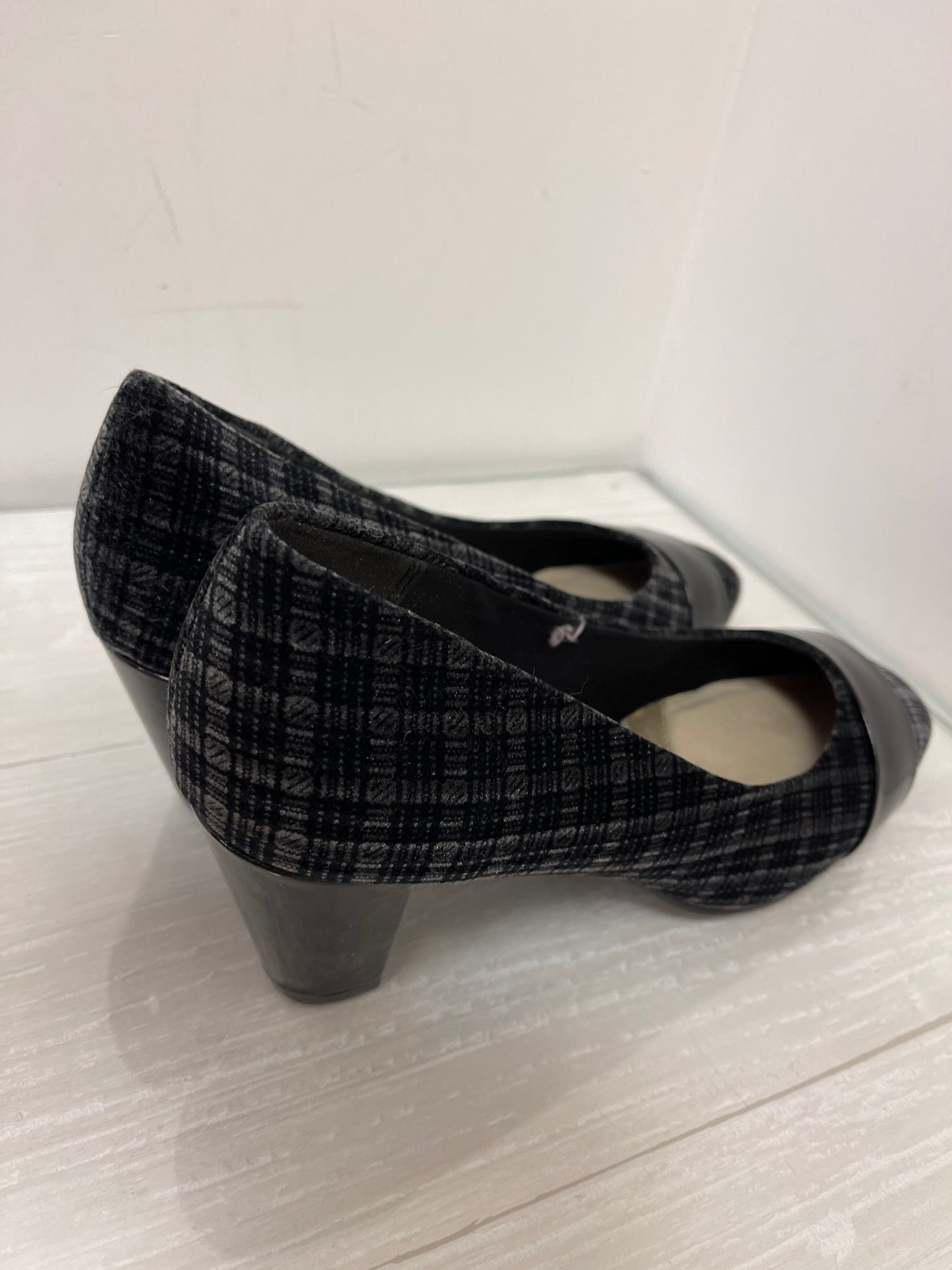 Shoes Heels Block By Clothes Mentor In Black, Size: 10