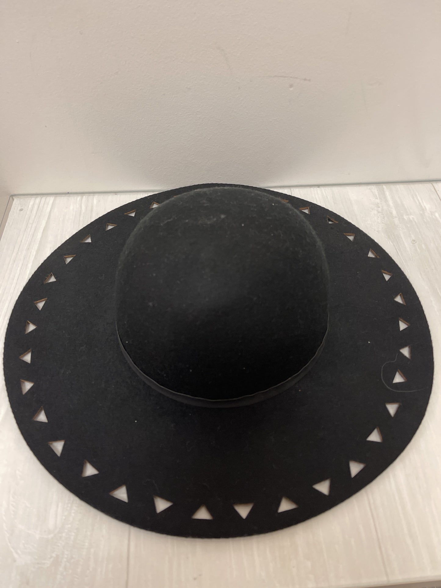 Hat Floppy By Anna & Ava