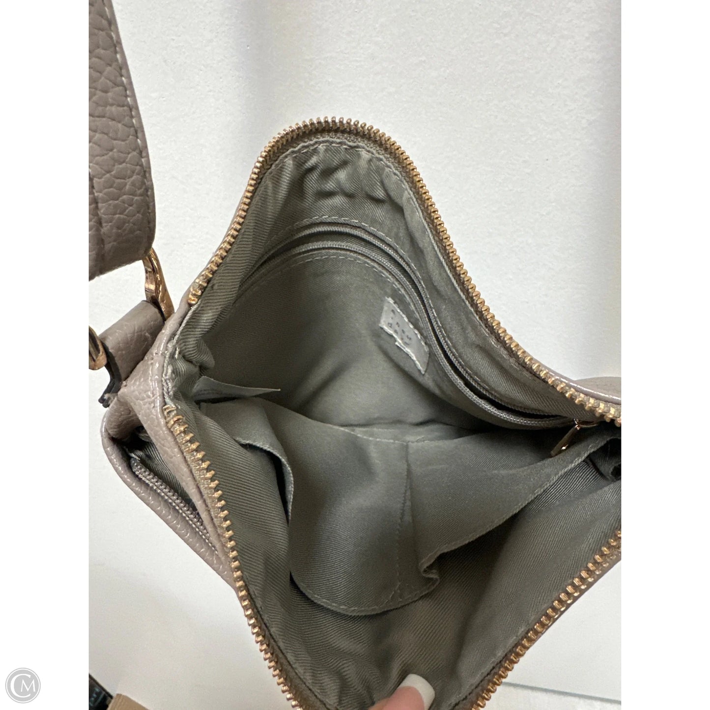 Crossbody By A New Day, Size: Medium