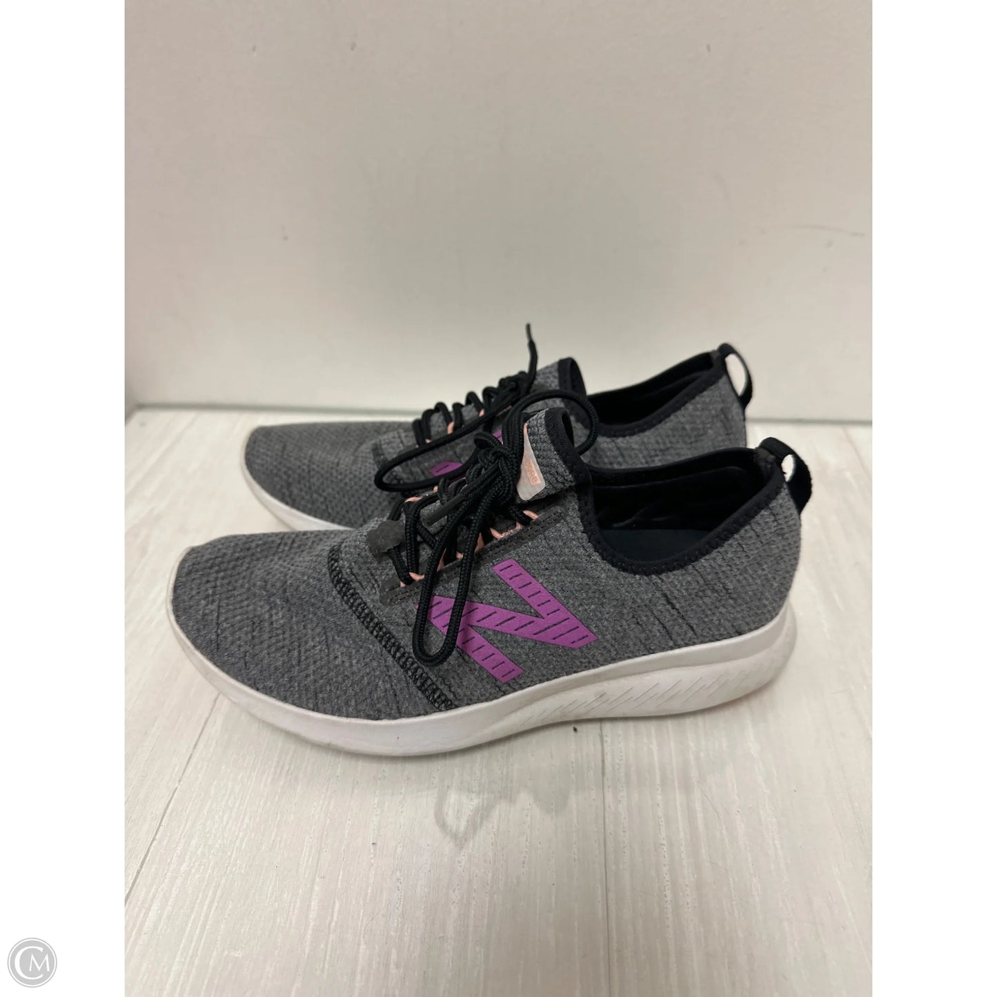 Shoes Athletic By New Balance In Grey, Size: 9