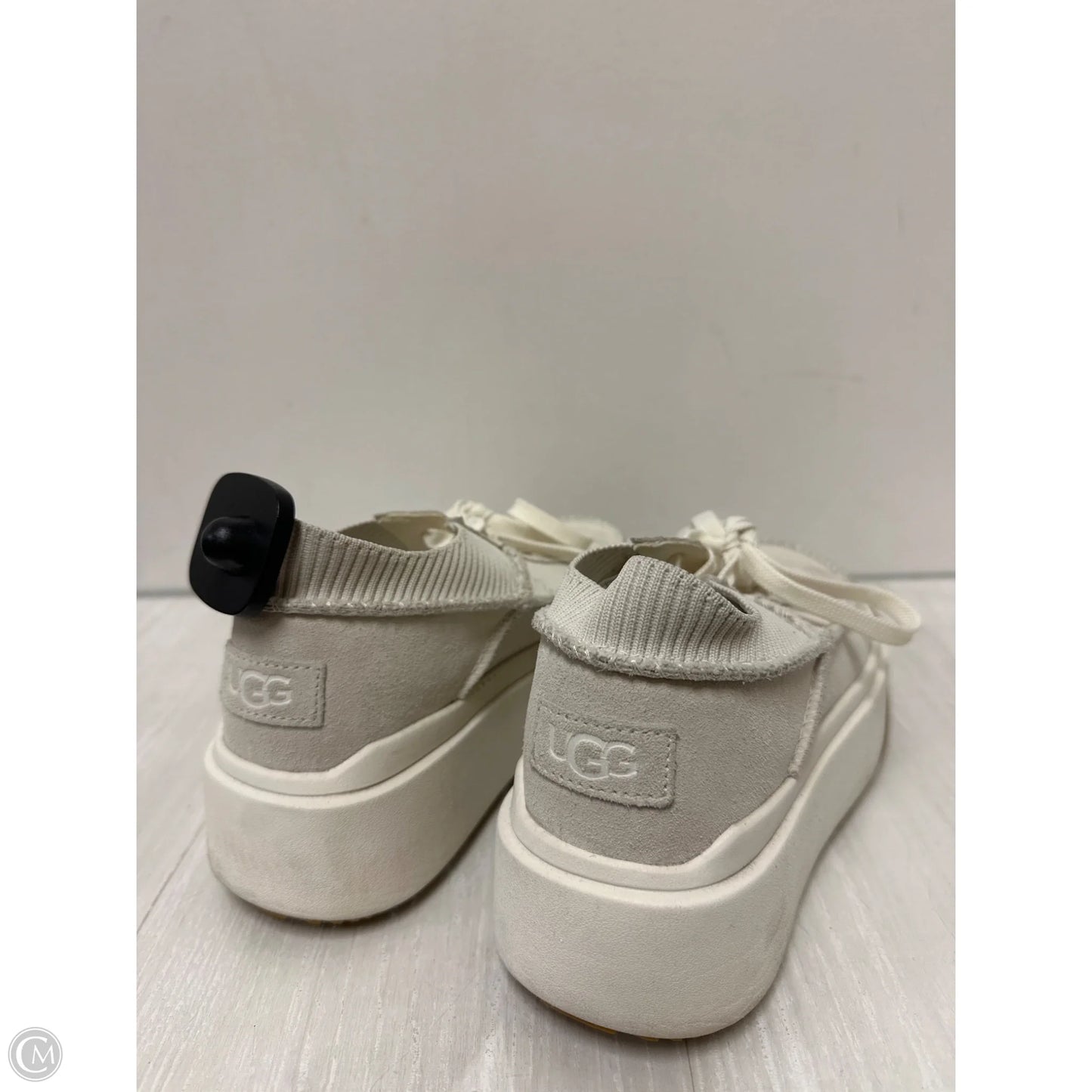 Shoes Designer By Ugg In Cream, Size: 6