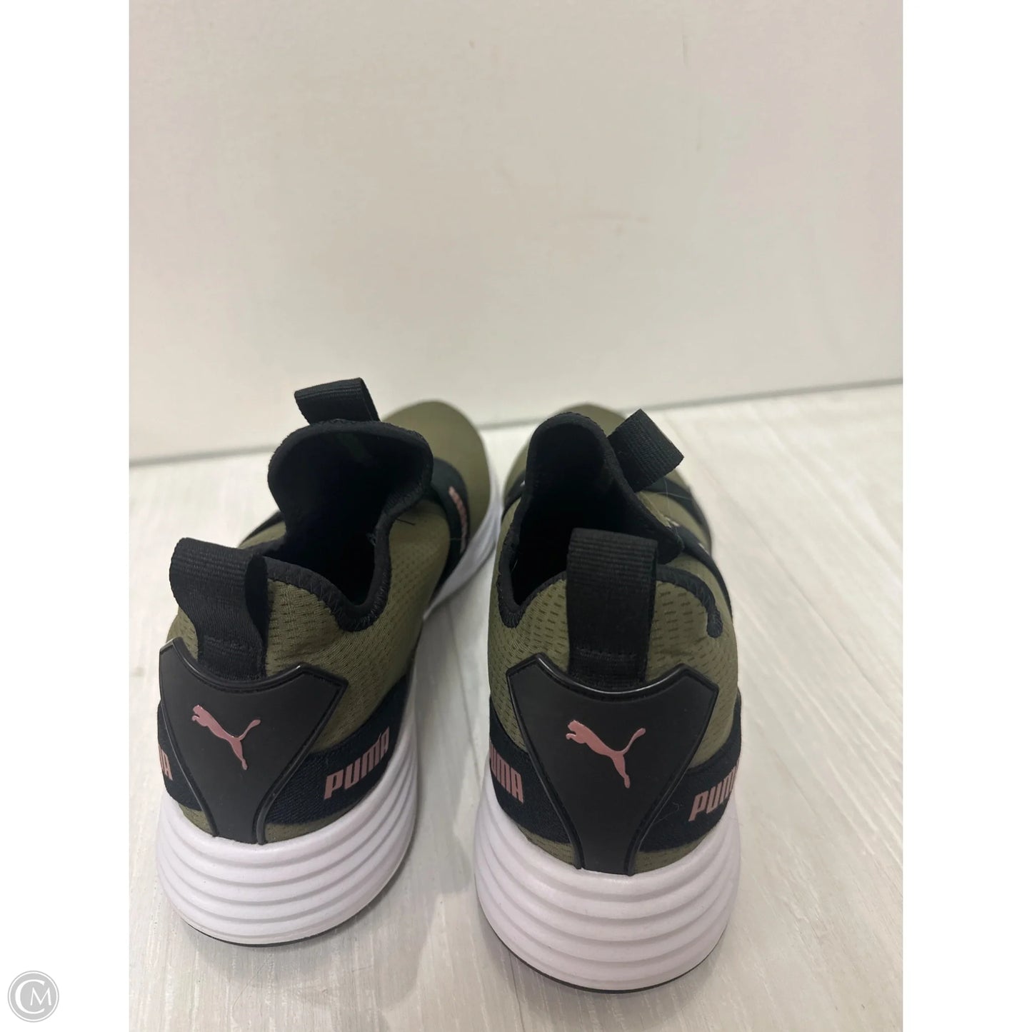 Shoes Athletic By Puma In Green, Size: 10