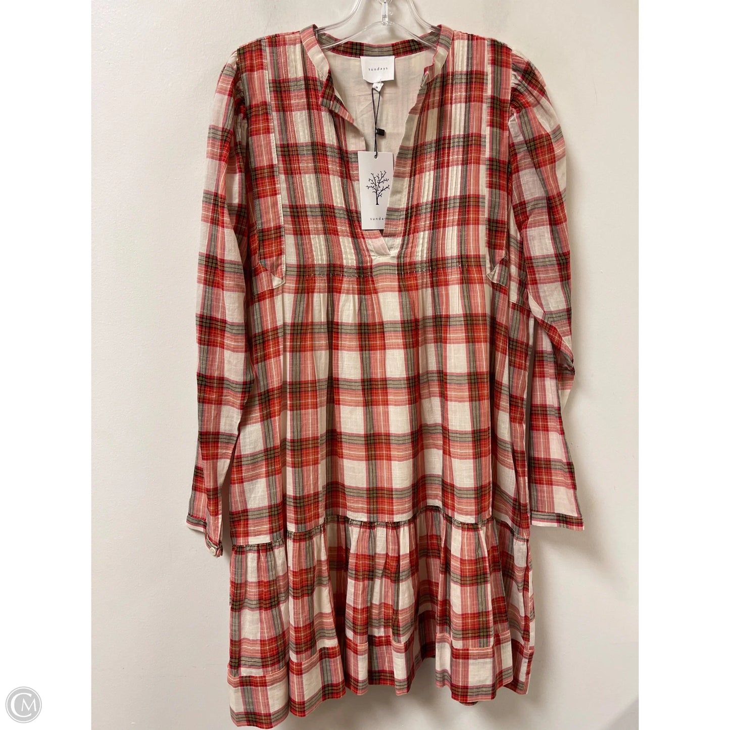 Dress Casual Short By Clothes Mentor In Red & White, Size: M