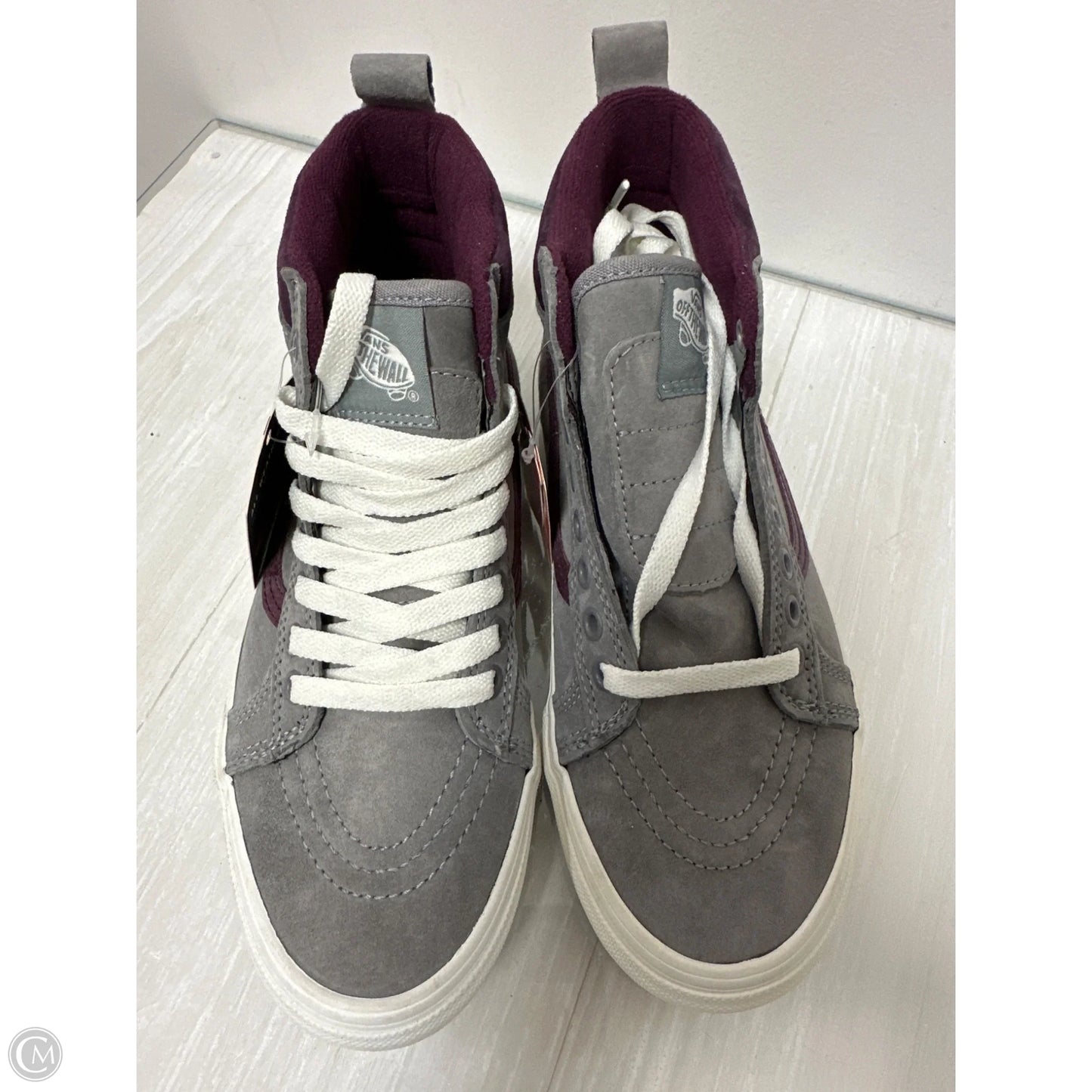 Shoes Sneakers By Vans In Grey, Size: 7
