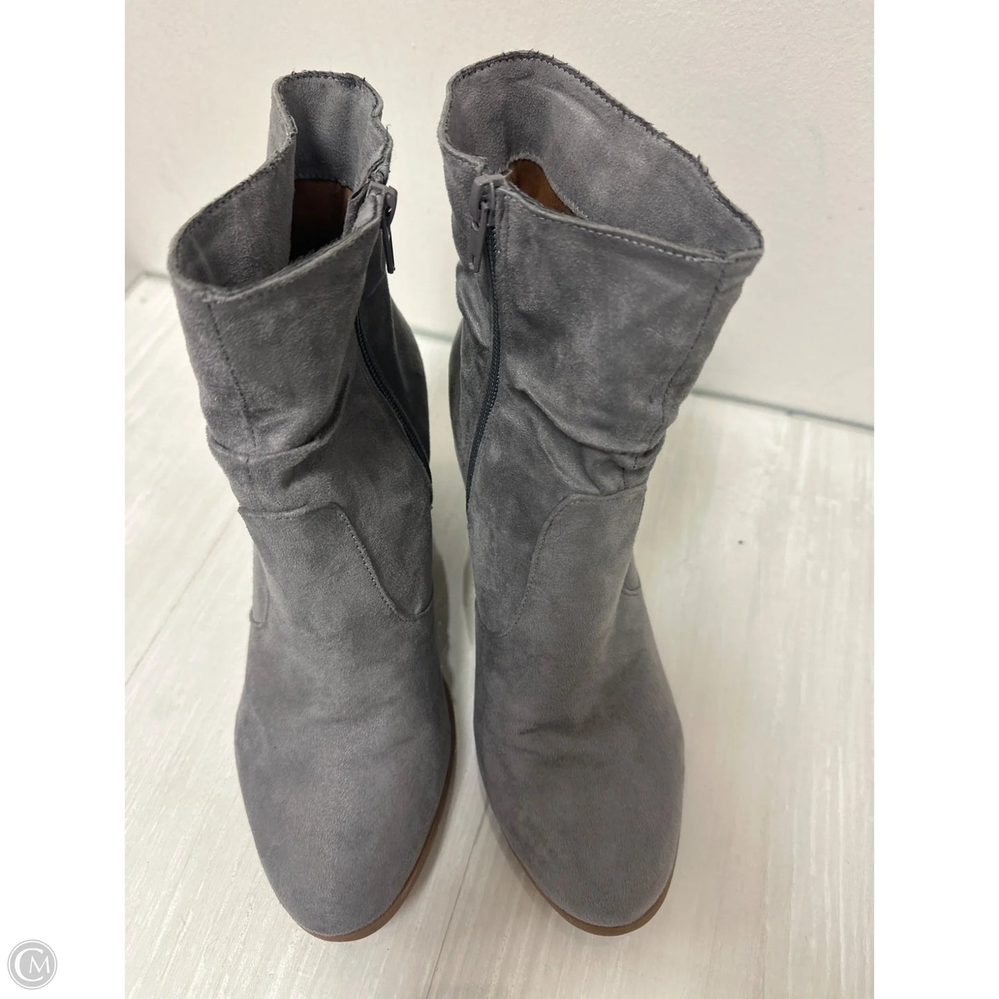 Boots Ankle Heels By Clothes Mentor In Grey, Size: 8