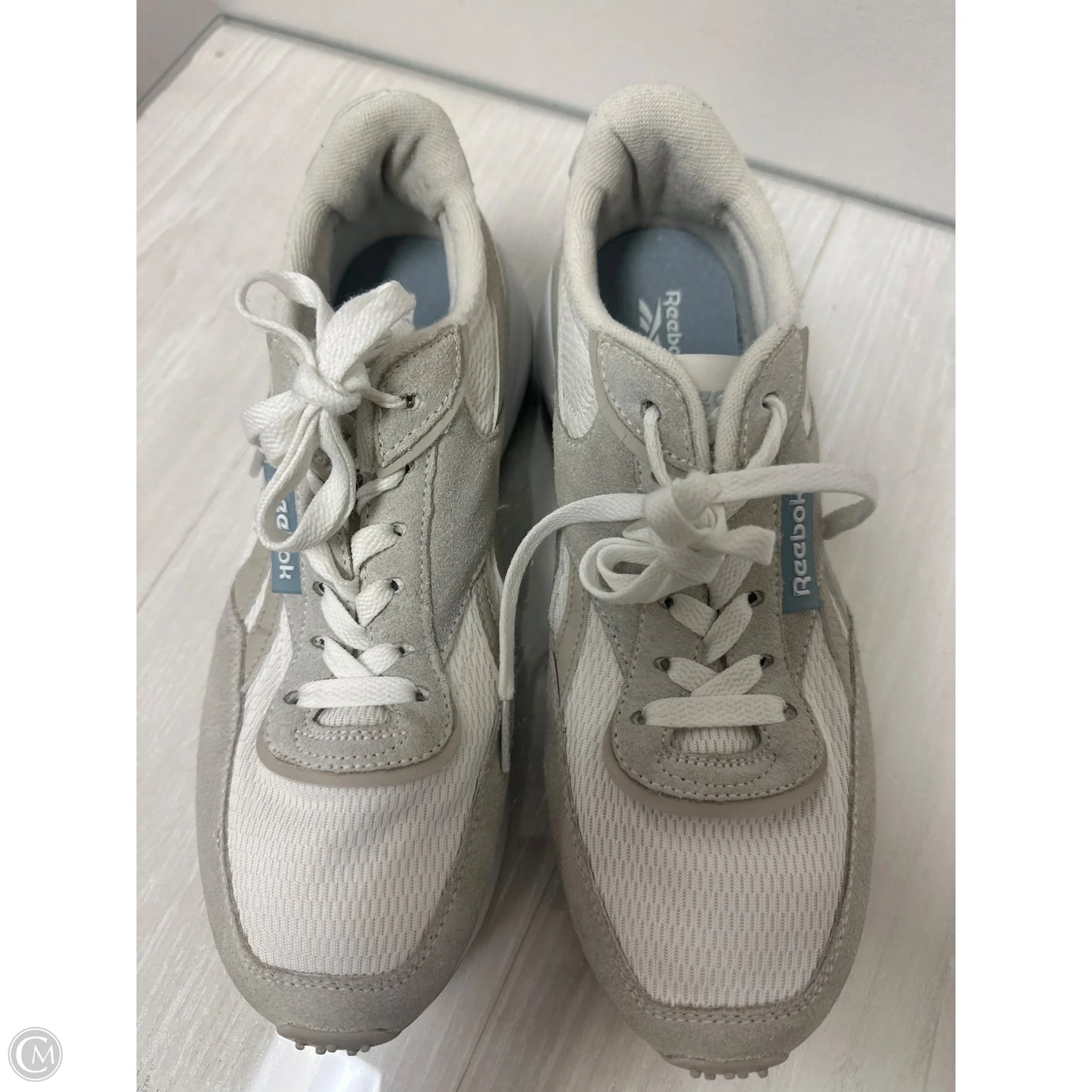 Shoes Athletic By Reebok In White, Size: 7.5