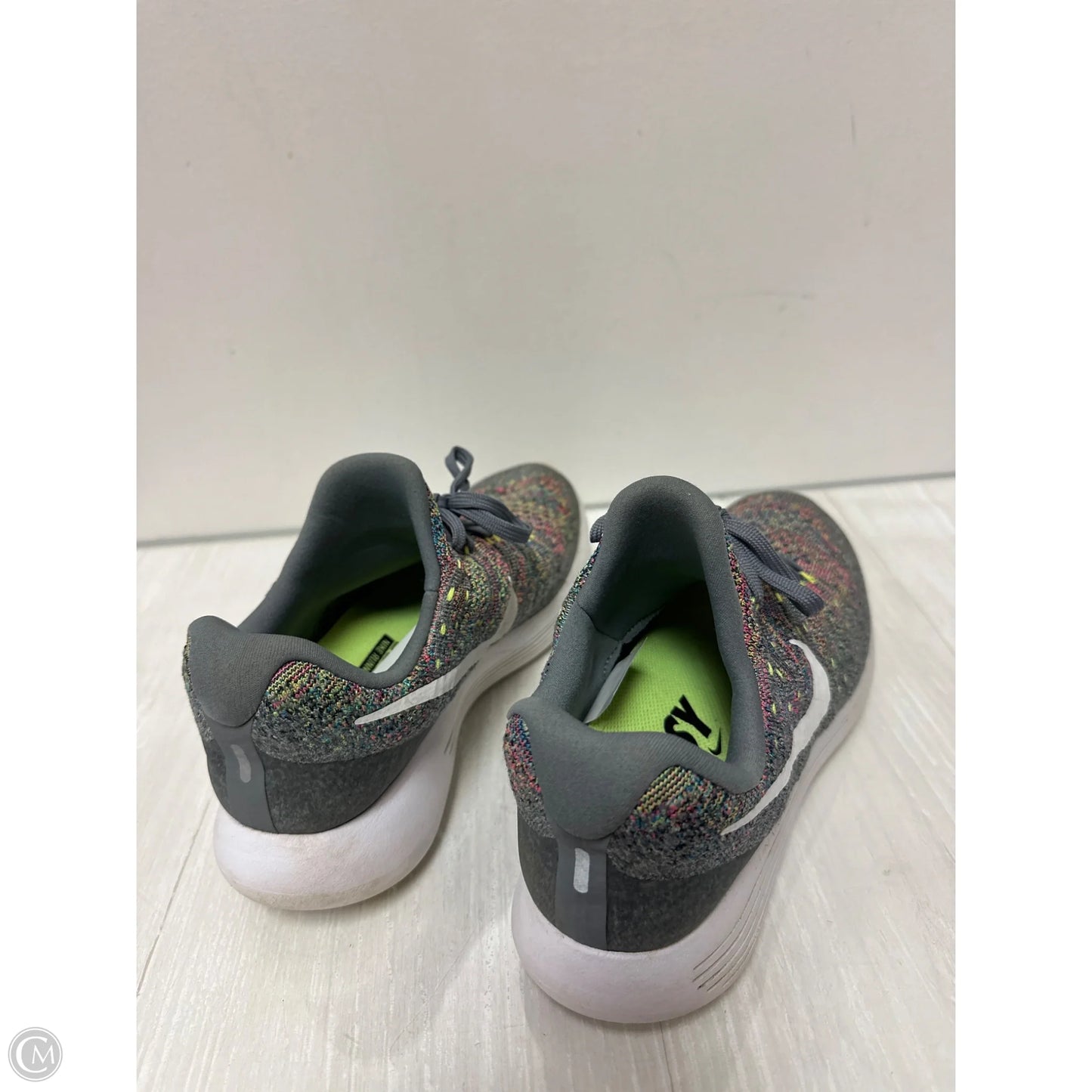 Shoes Athletic By Nike In Grey, Size: 8.5