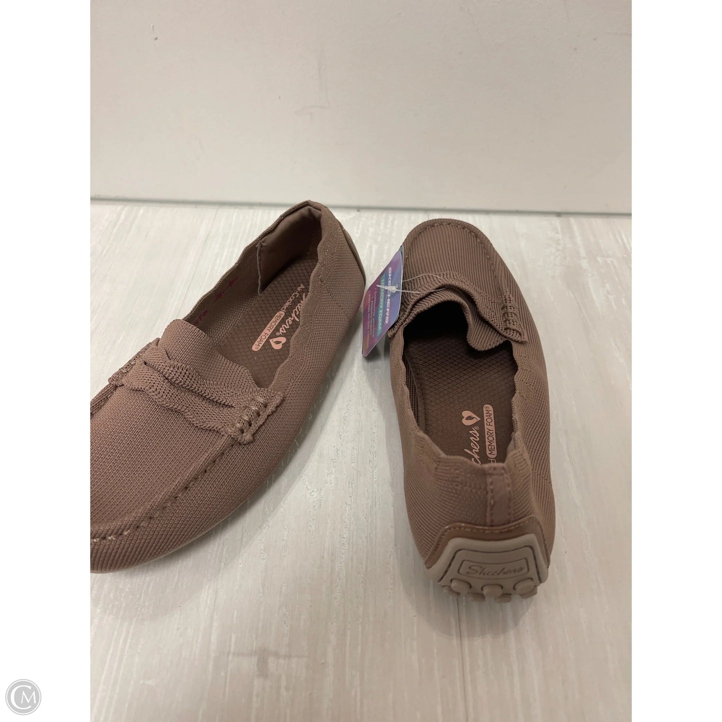 Shoes Flats By Skechers In Brown, Size: 5.5