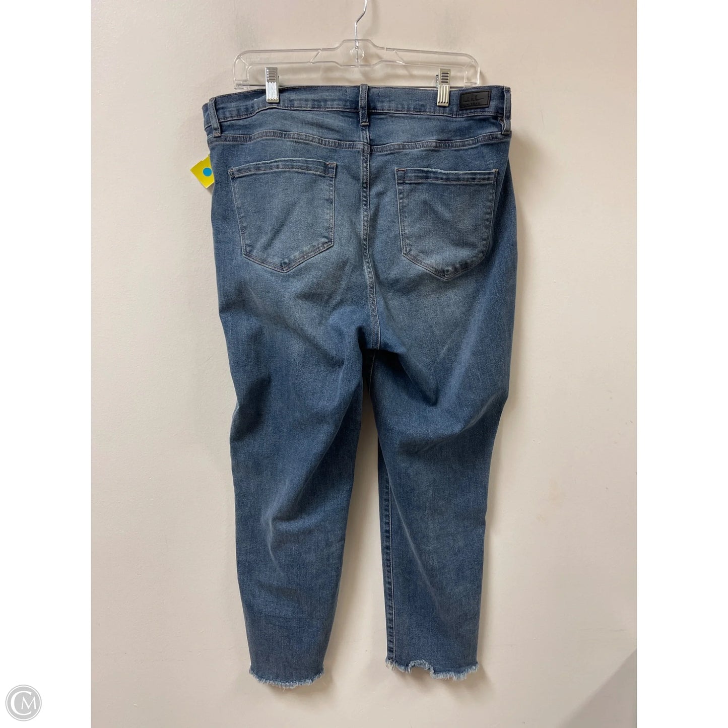 Jeans Cropped By Nicole By Nicole Miller In Blue Denim, Size: 16