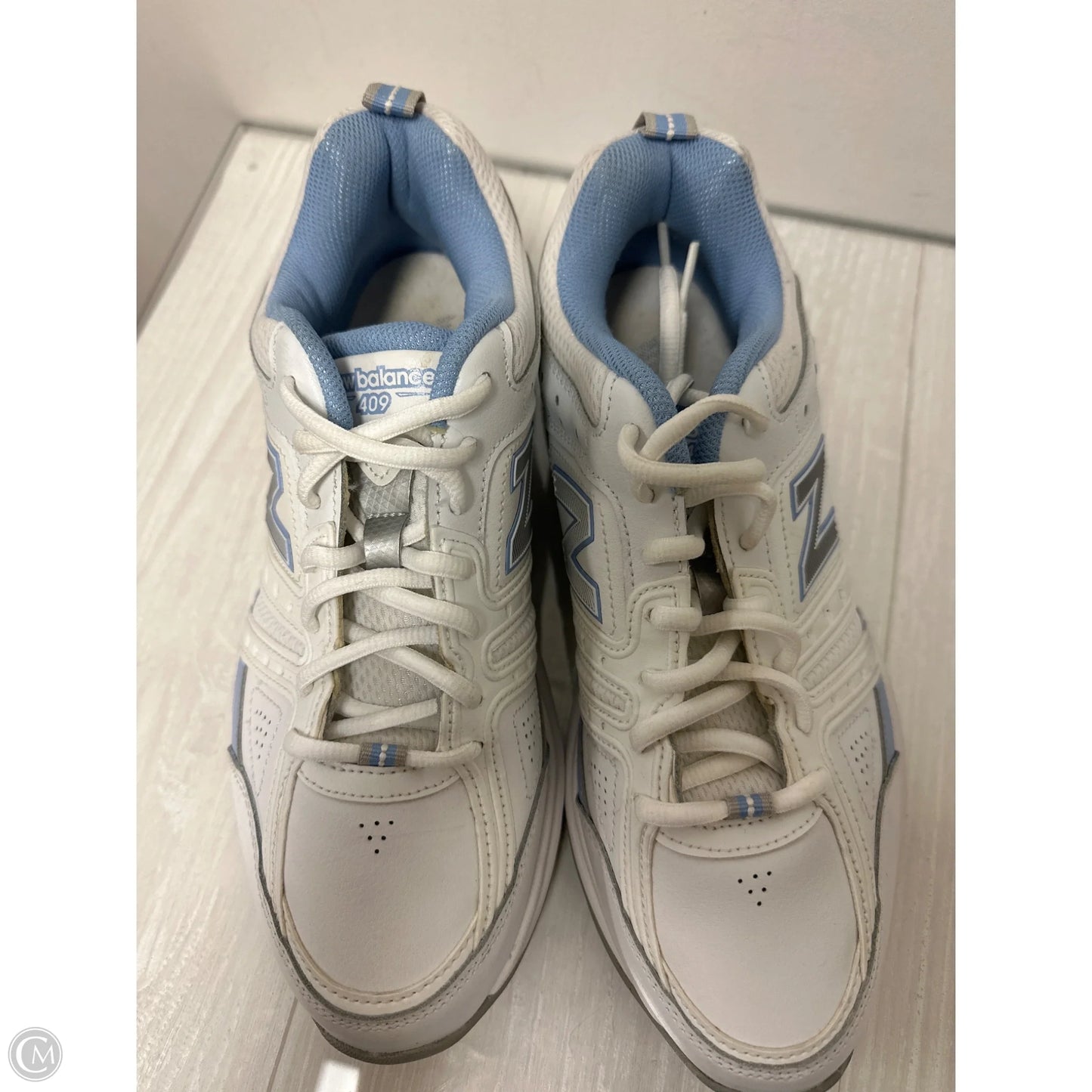 Shoes Athletic By New Balance In White, Size: 10