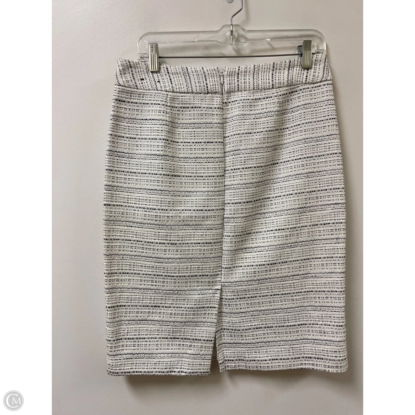 Skirt Midi By Banana Republic In Black & White, Size: 6