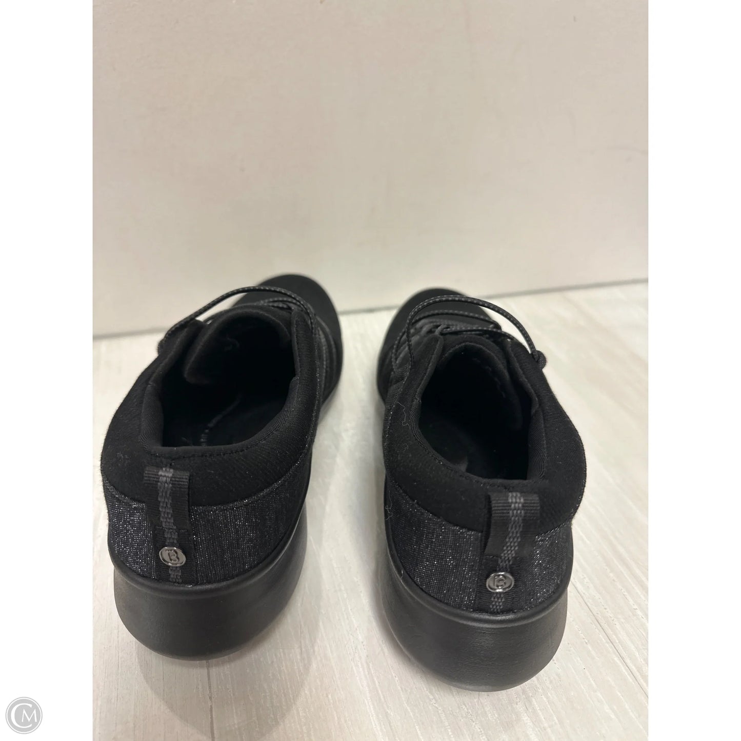 Shoes Sneakers By Bzees In Black, Size: 8